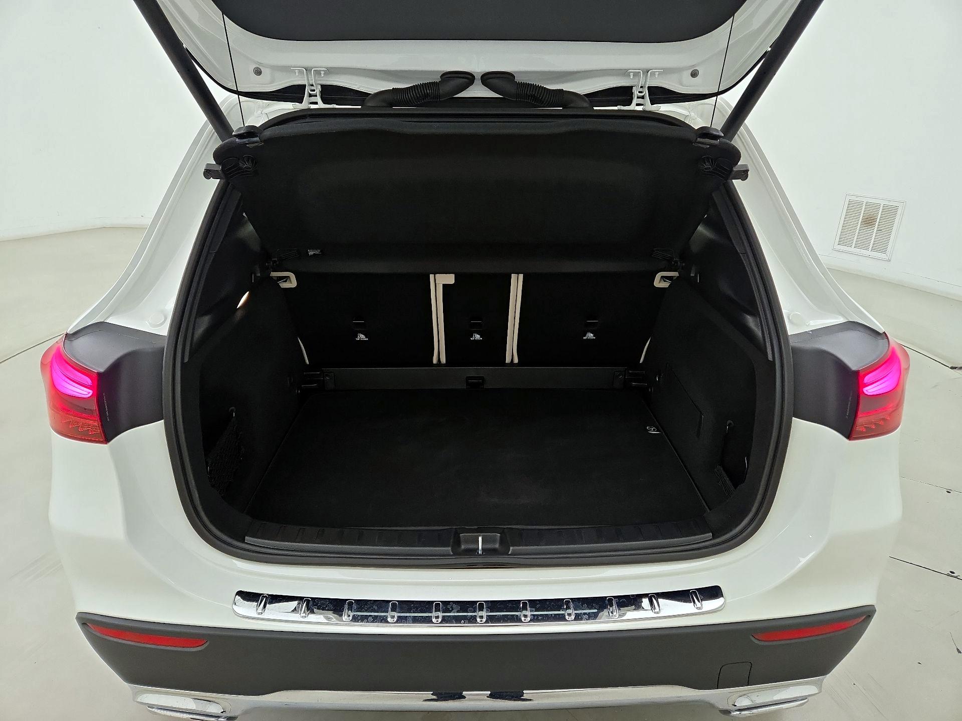 Thumbnail: 2025 Mercedes-Benz GLA - 20