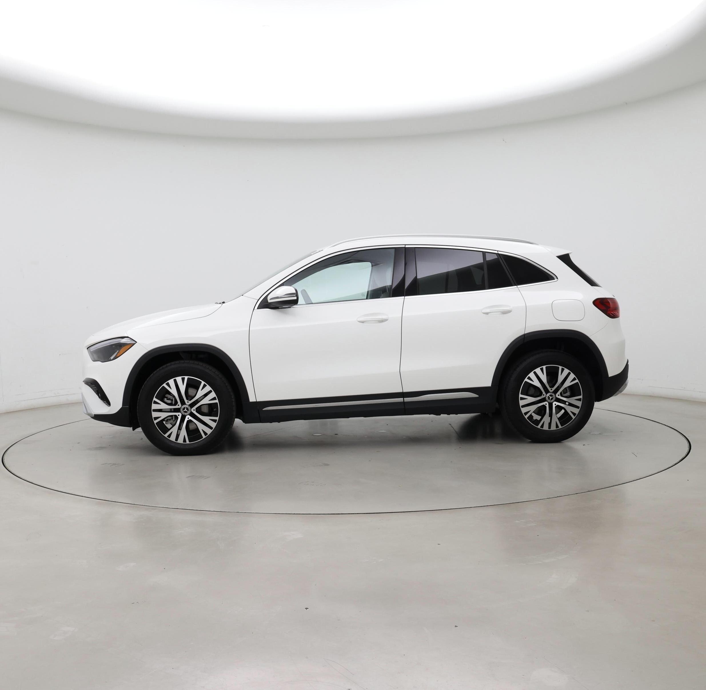 Thumbnail: 2025 Mercedes-Benz GLA - 3