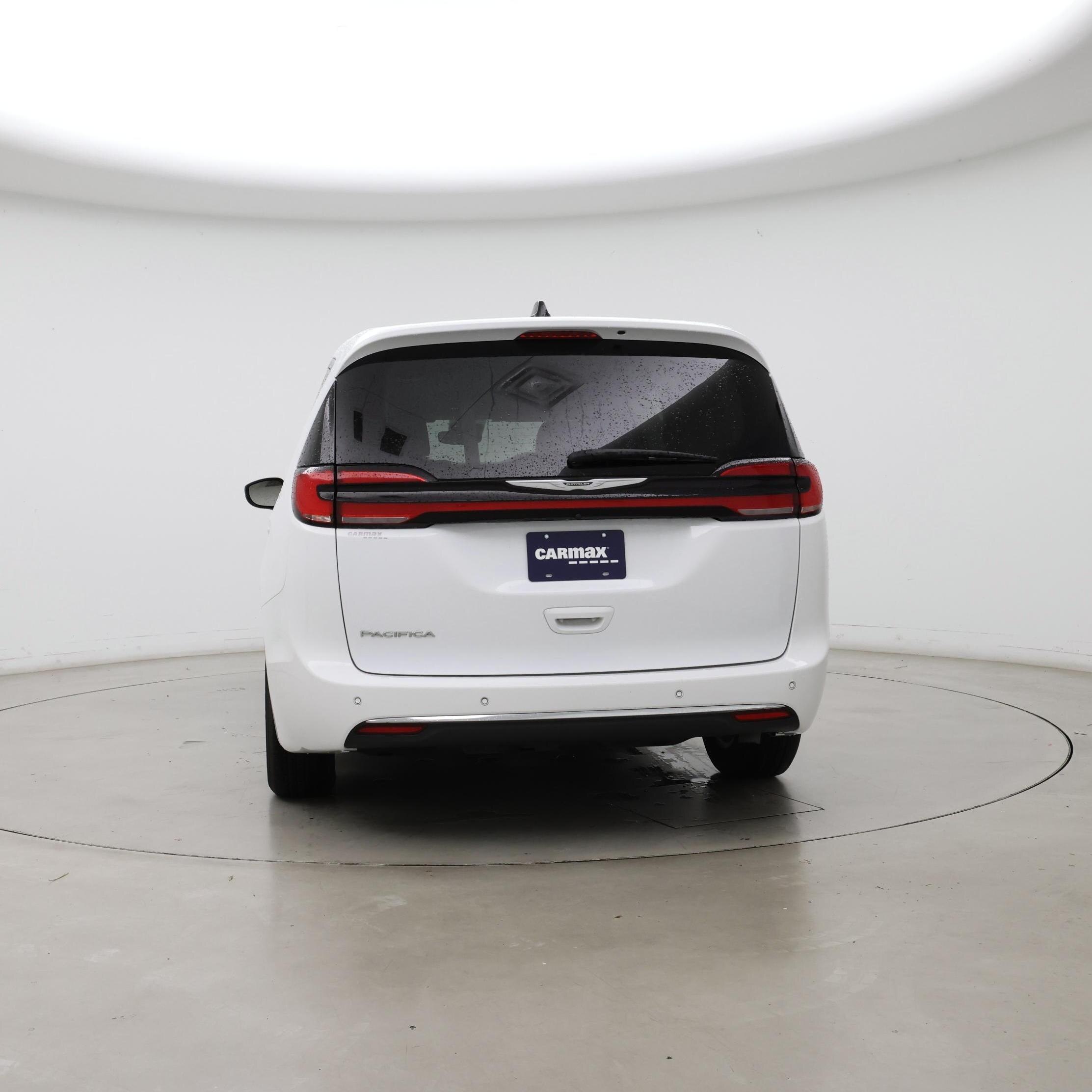 Thumbnail: 2023 Chrysler Pacifica - 6