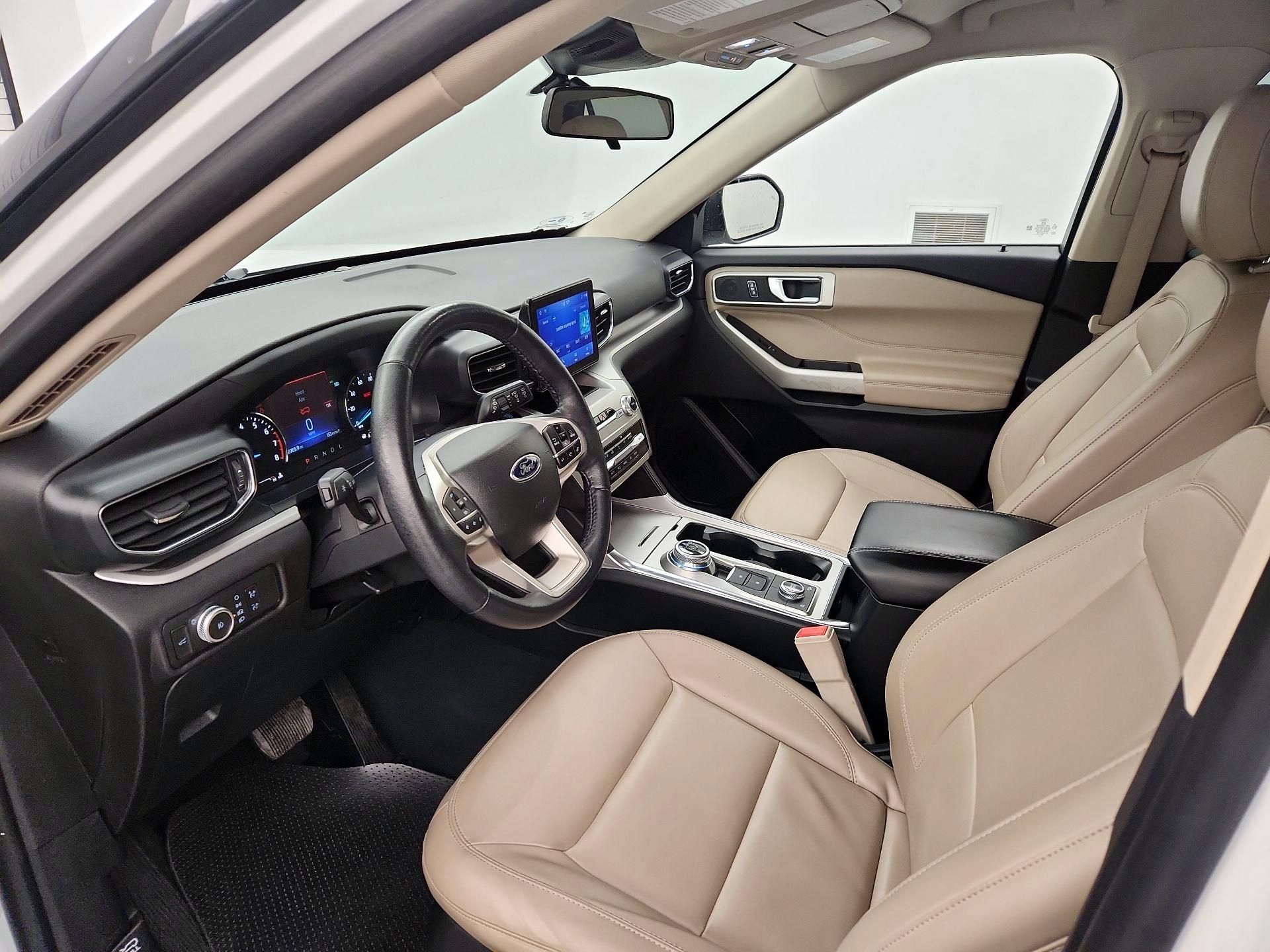 Thumbnail: 2022 Ford Explorer - 11