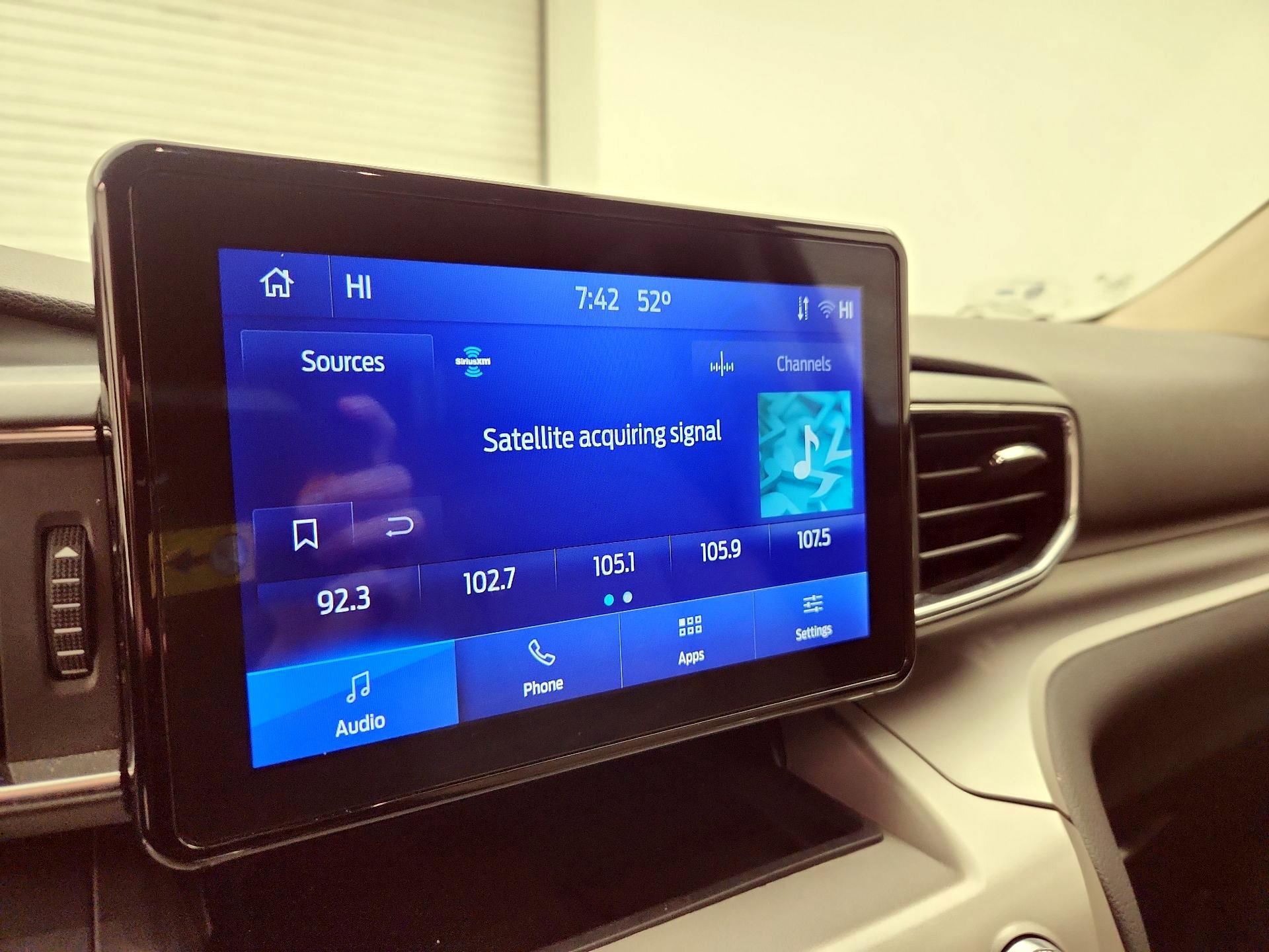 Thumbnail: 2022 Ford Explorer - 15