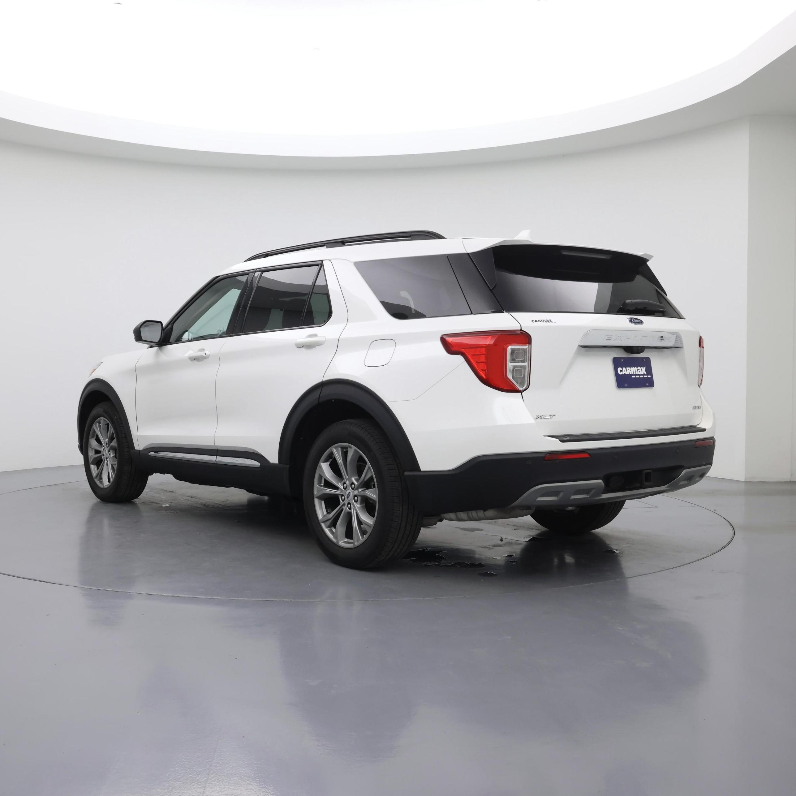 Thumbnail: 2022 Ford Explorer - 2