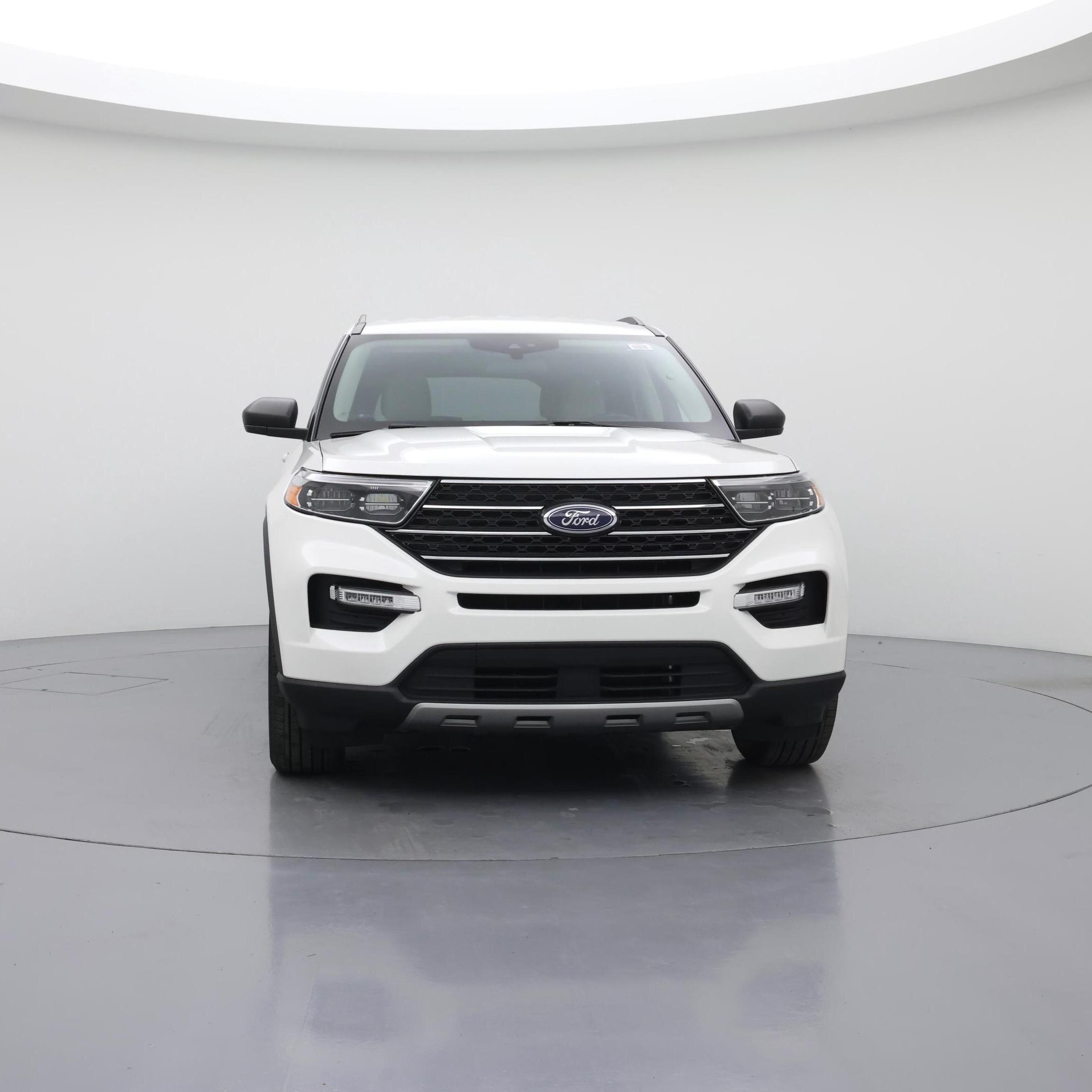 Thumbnail: 2022 Ford Explorer - 5