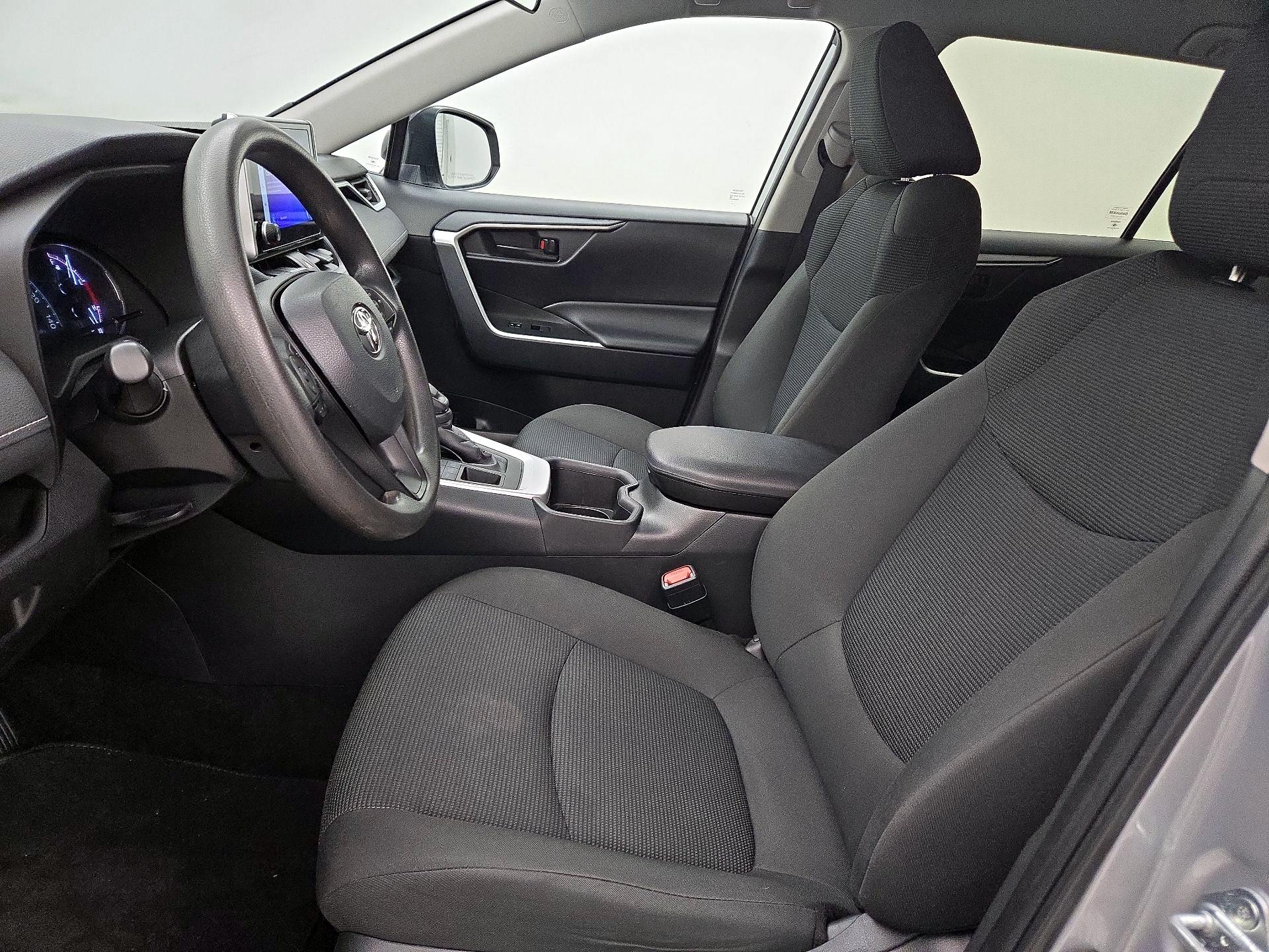 Thumbnail: 2024 Toyota RAV4 - 11