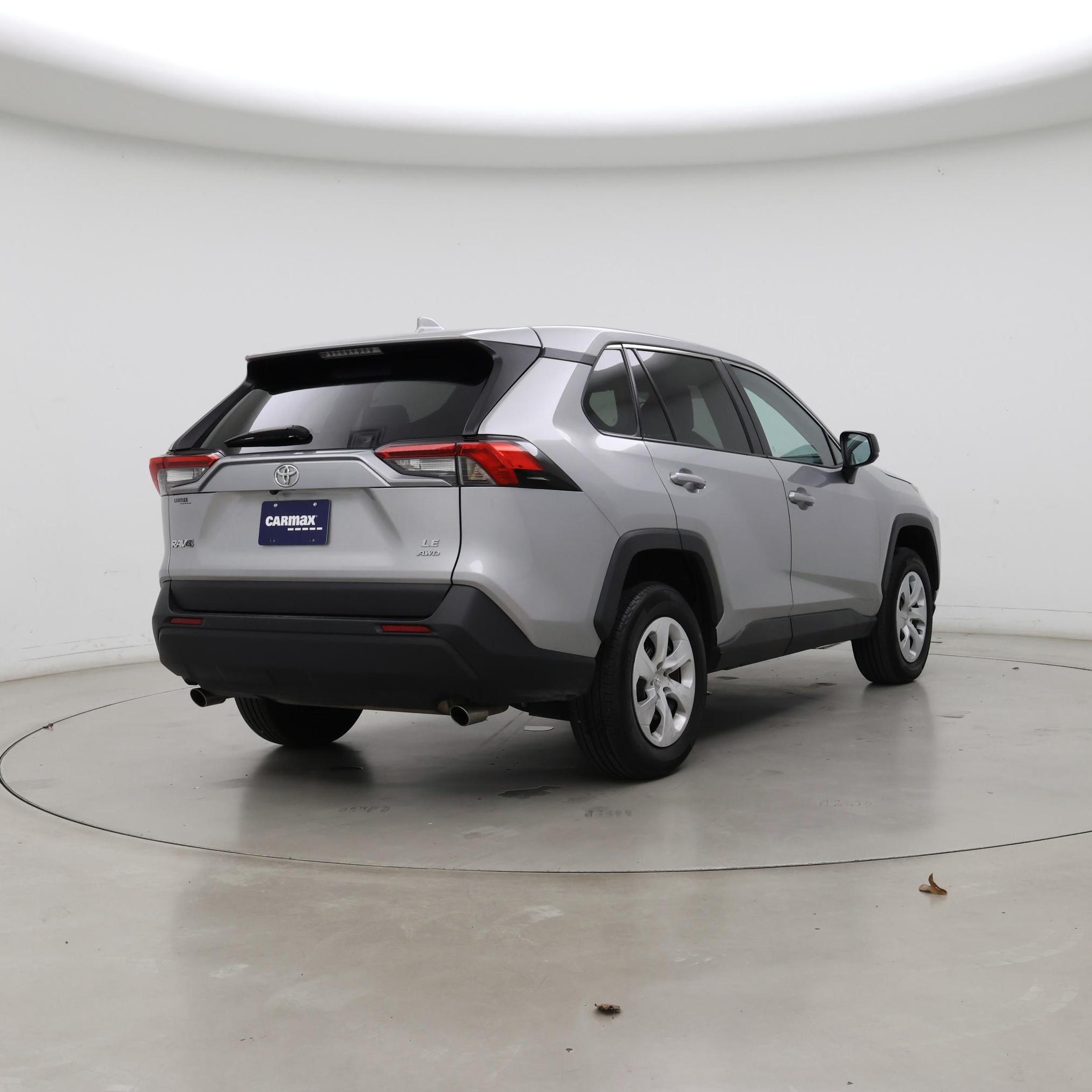 Thumbnail: 2024 Toyota RAV4 - 8