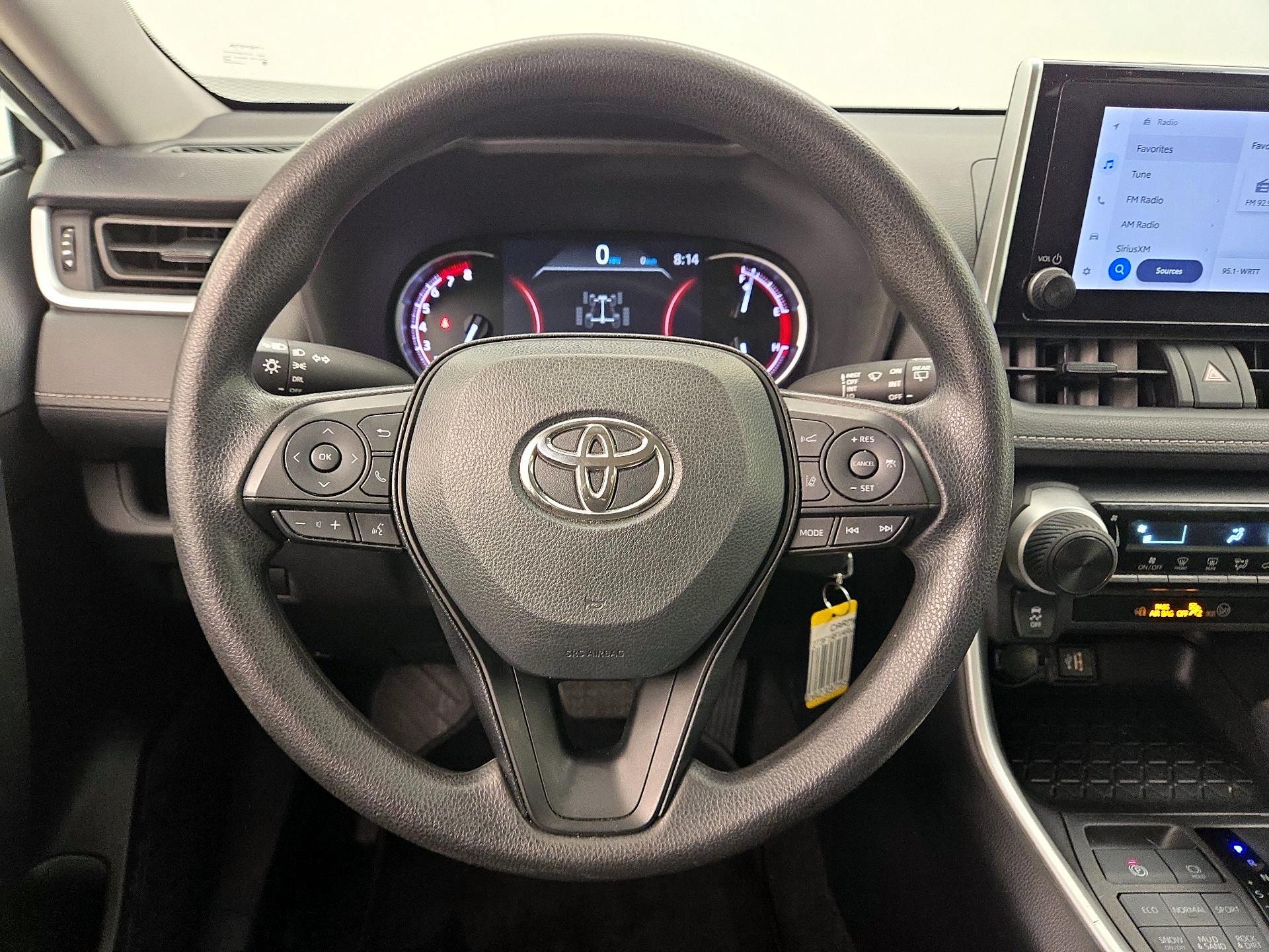 Thumbnail: 2024 Toyota RAV4 - 10