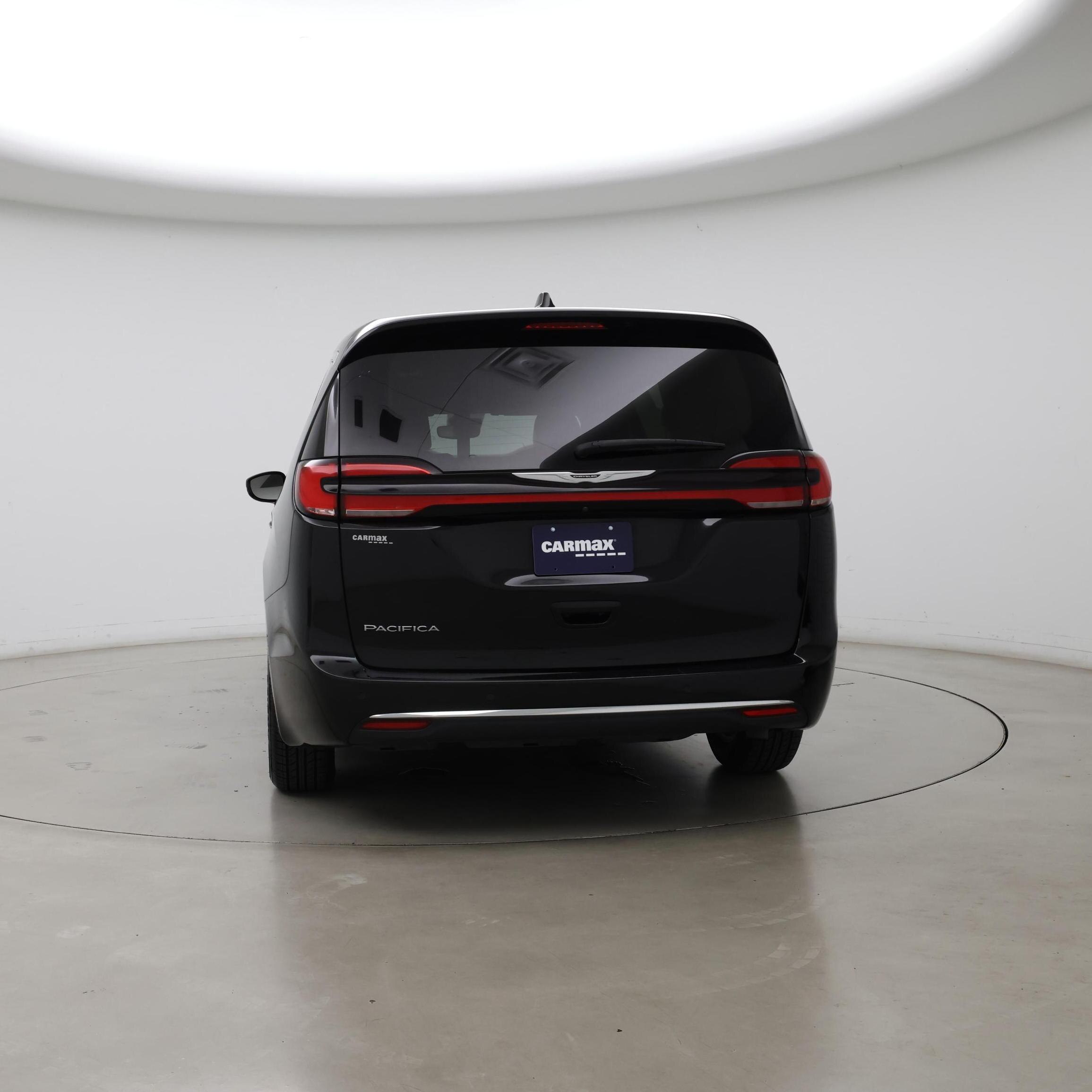 Thumbnail: 2024 Chrysler Pacifica - 6