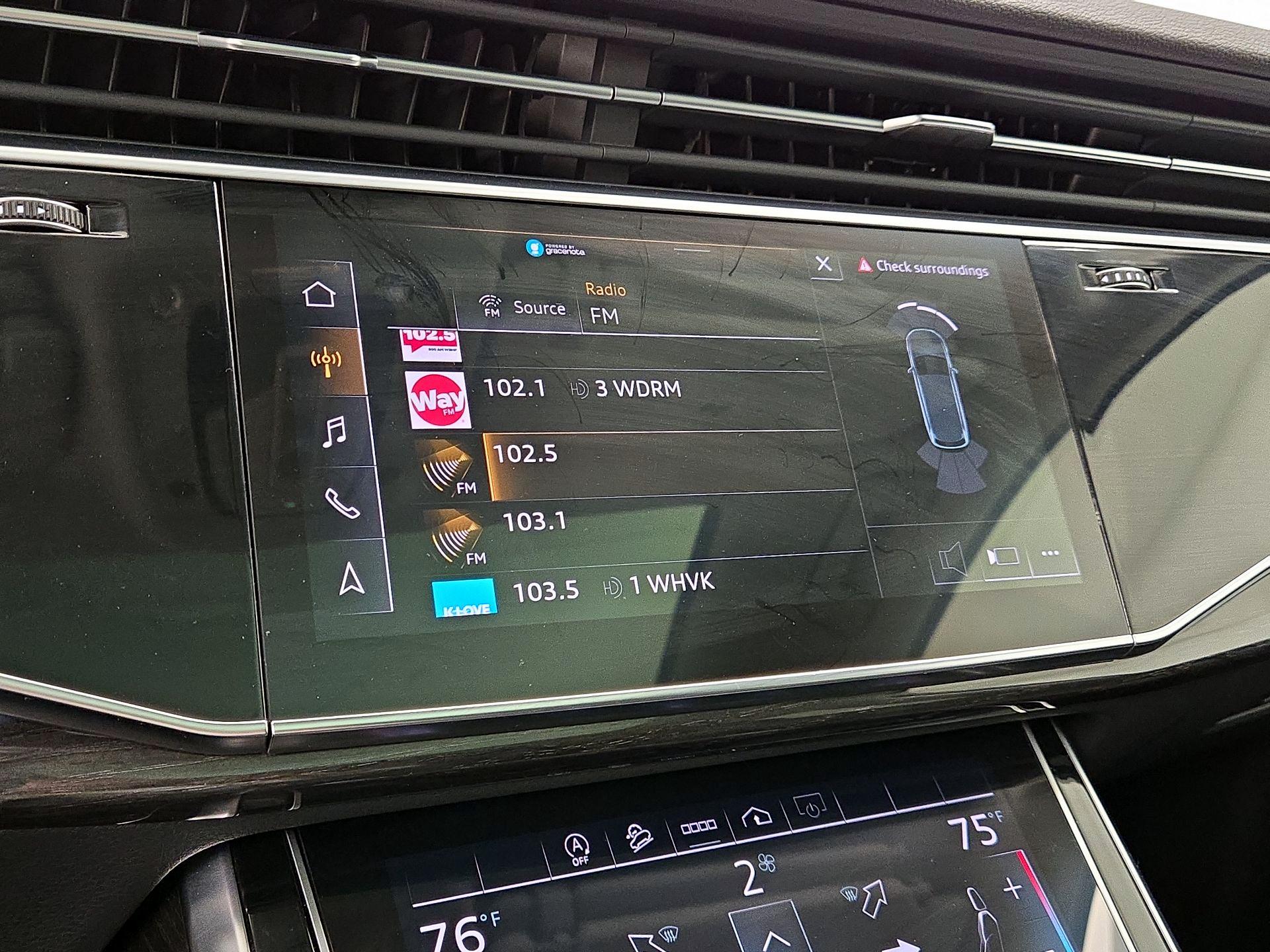 Thumbnail: 2022 Audi Q7 - 15