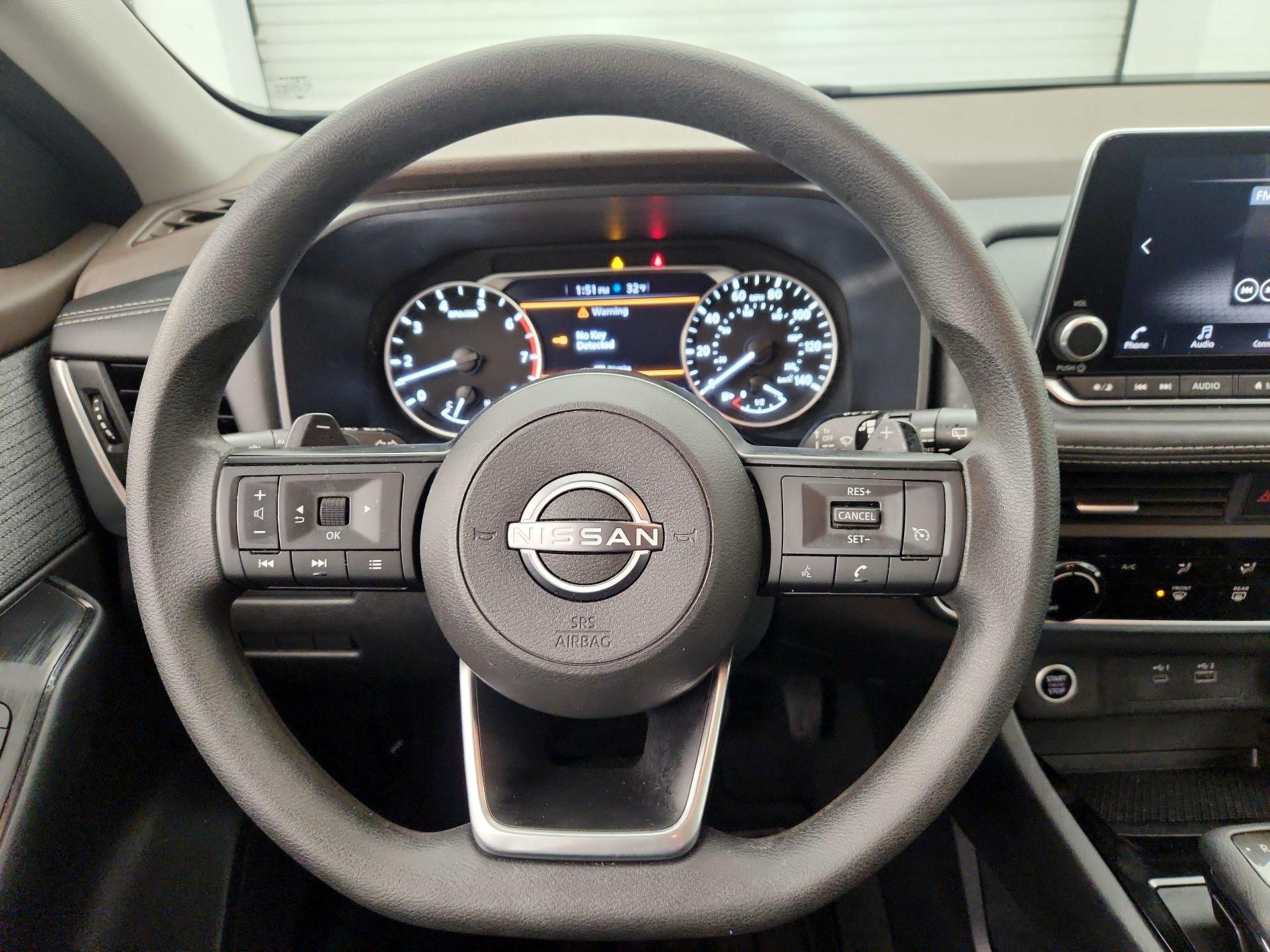 Thumbnail: 2023 Nissan Rogue - 10