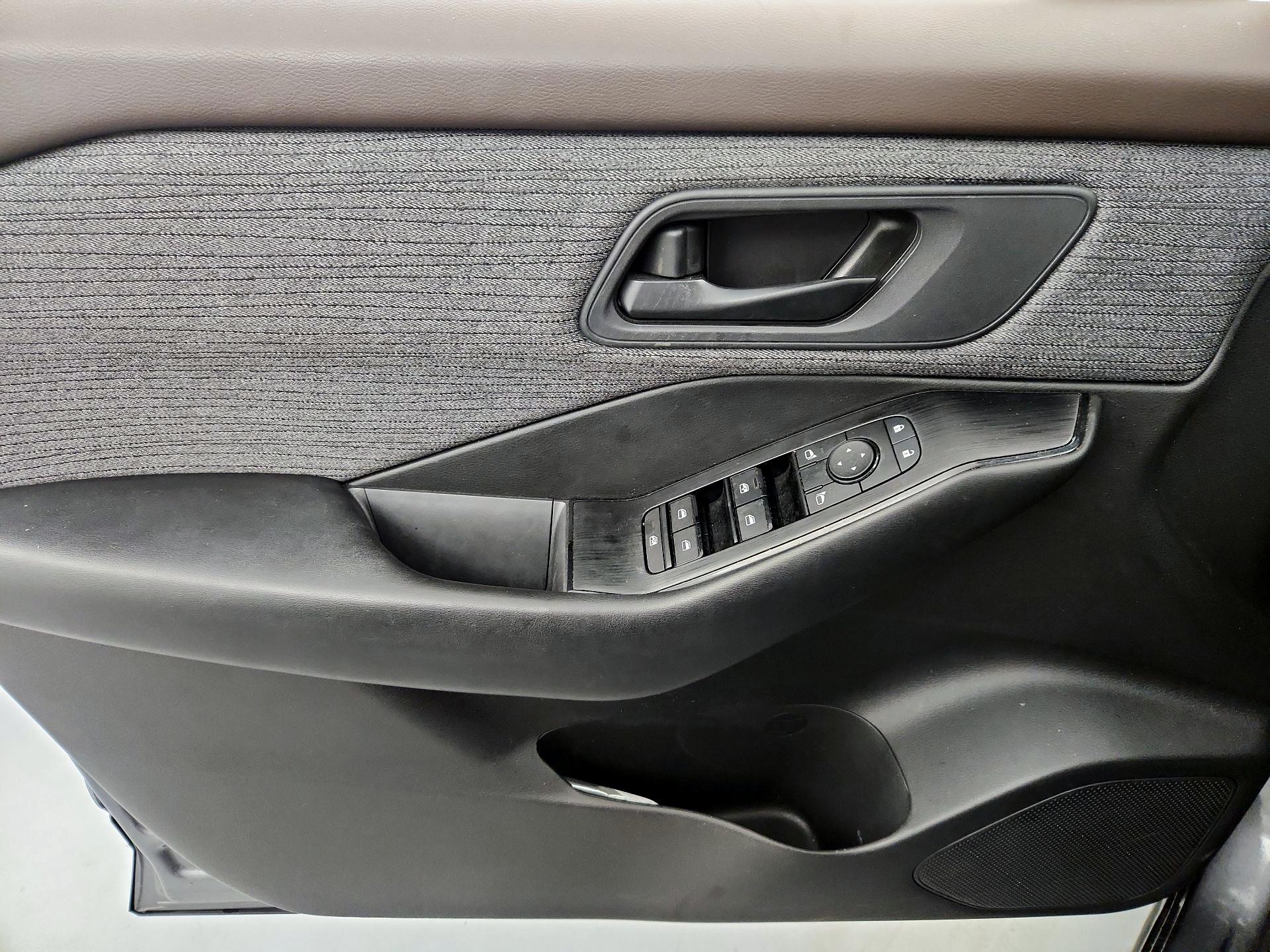 Thumbnail: 2023 Nissan Rogue - 12