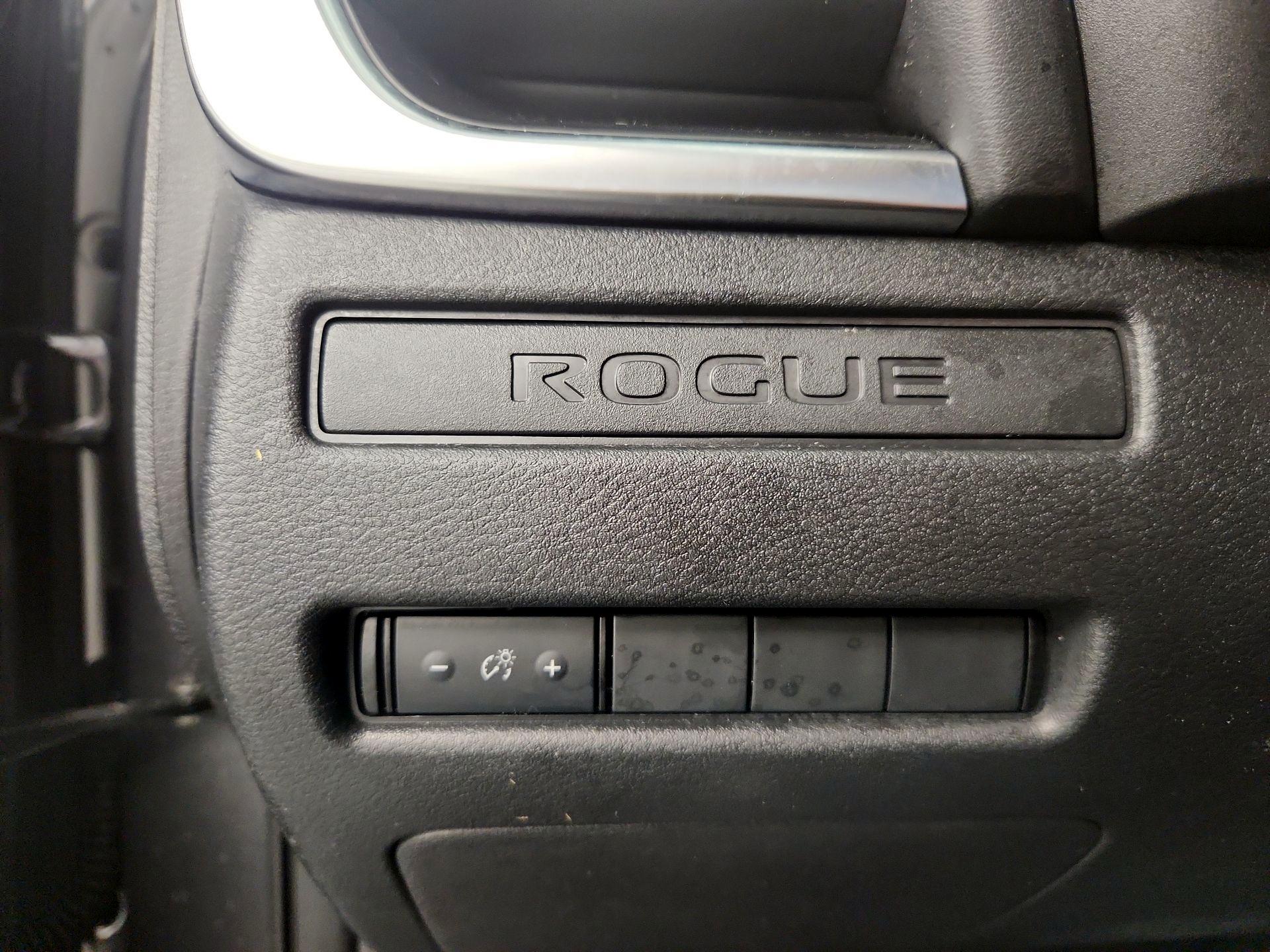 Thumbnail: 2023 Nissan Rogue - 13