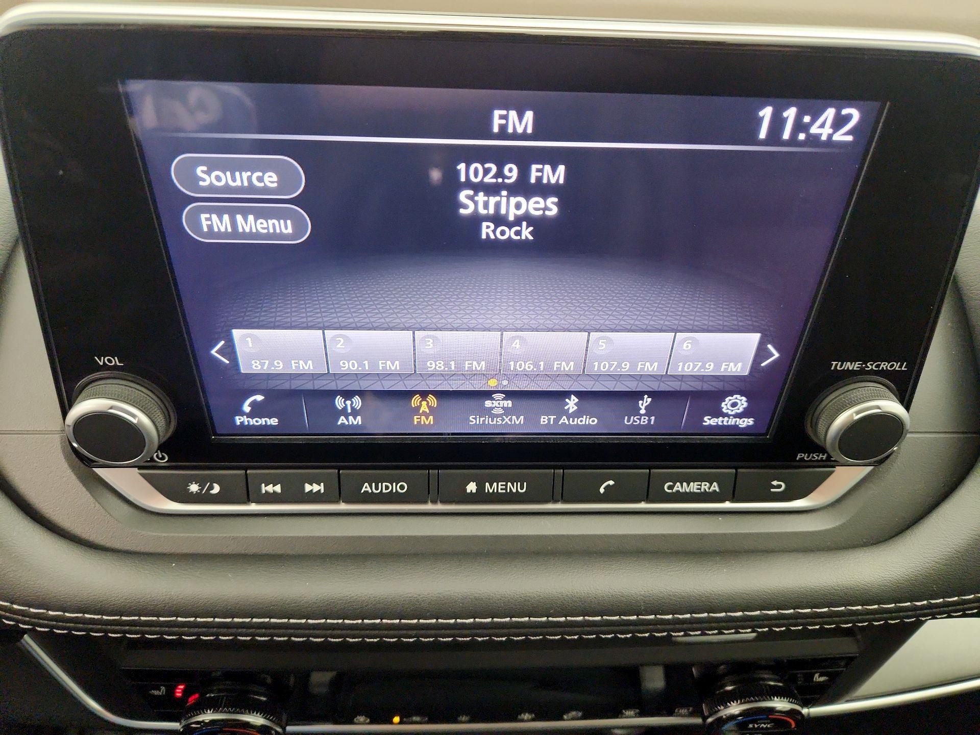 Thumbnail: 2023 Nissan Rogue - 15