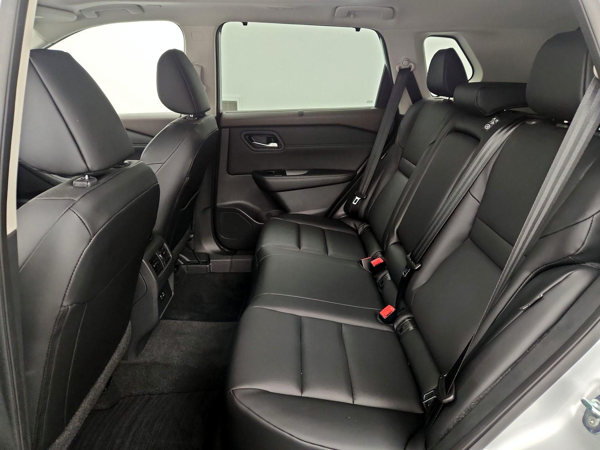 Thumbnail: 2023 Nissan Rogue - 20