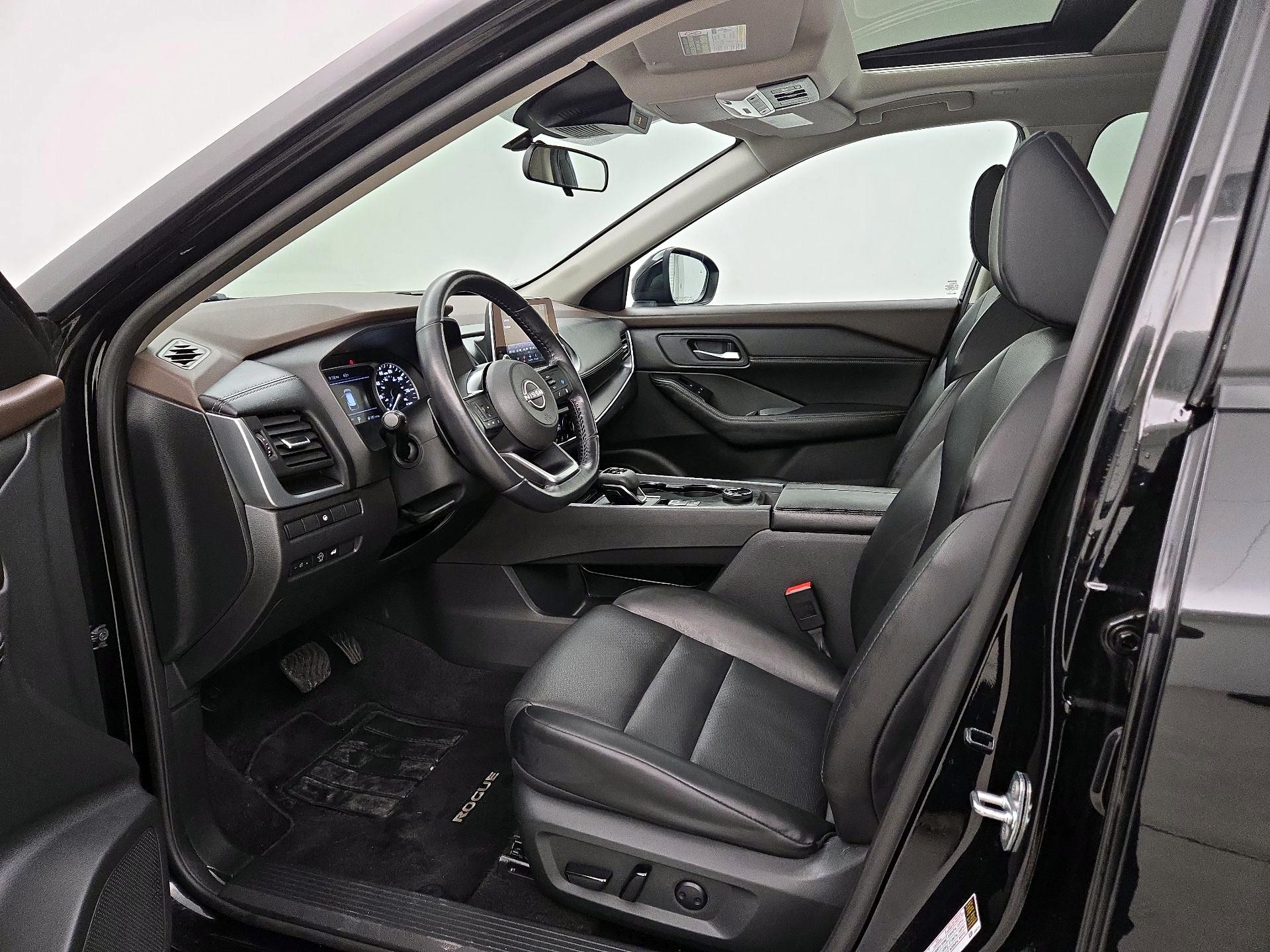 Thumbnail: 2023 Nissan Rogue - 11