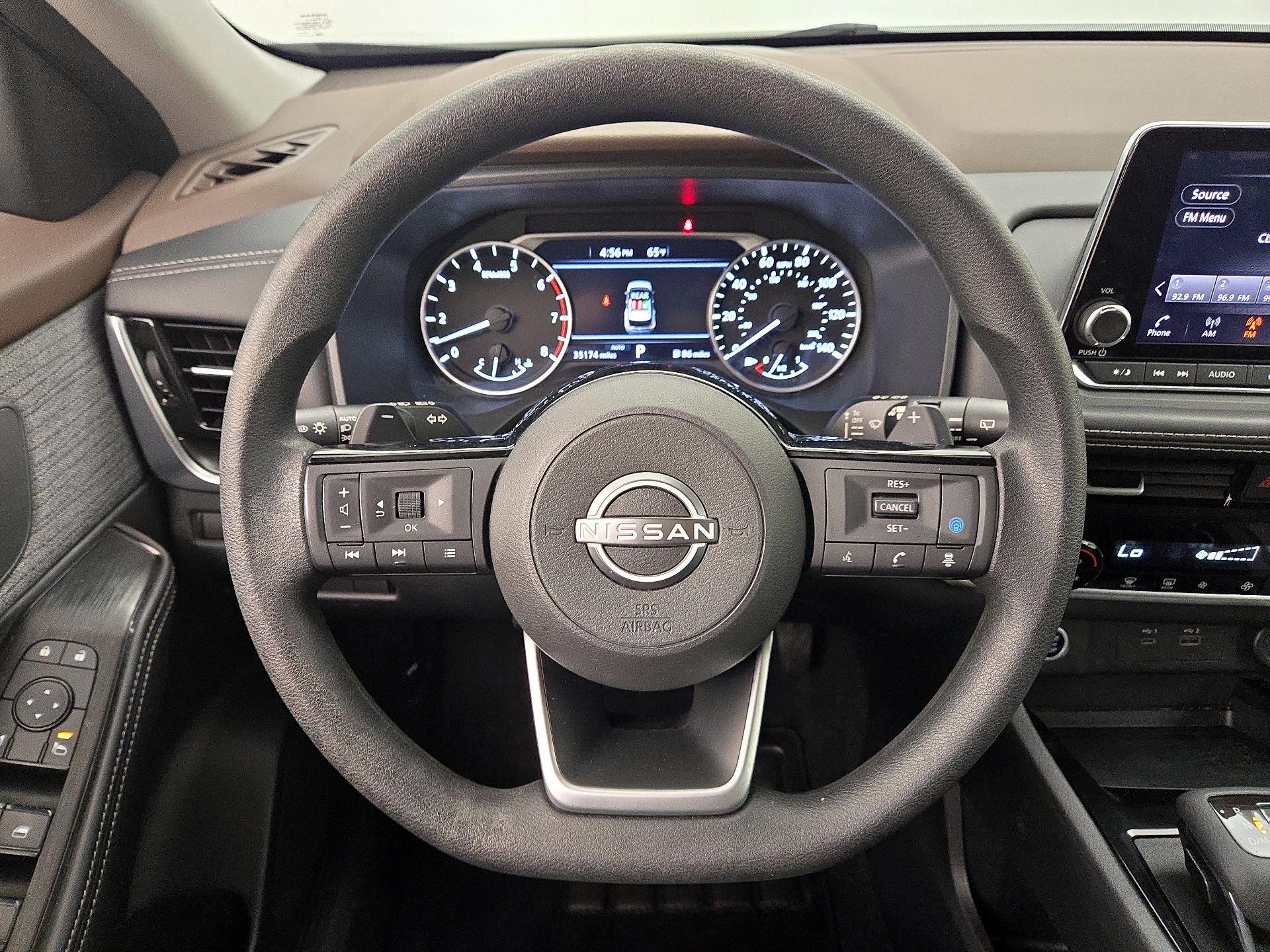 Thumbnail: 2023 Nissan Rogue - 10