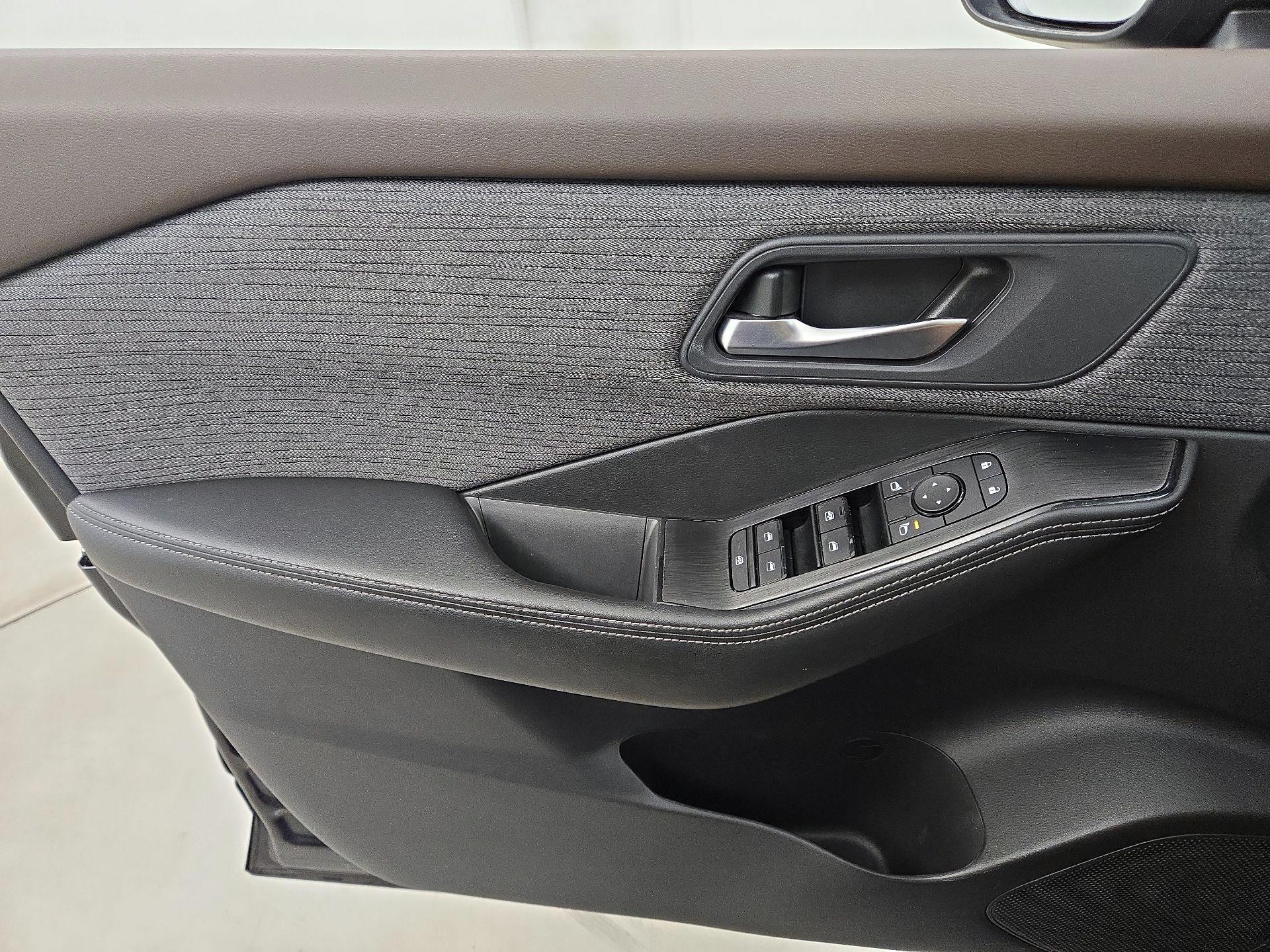 Thumbnail: 2023 Nissan Rogue - 12