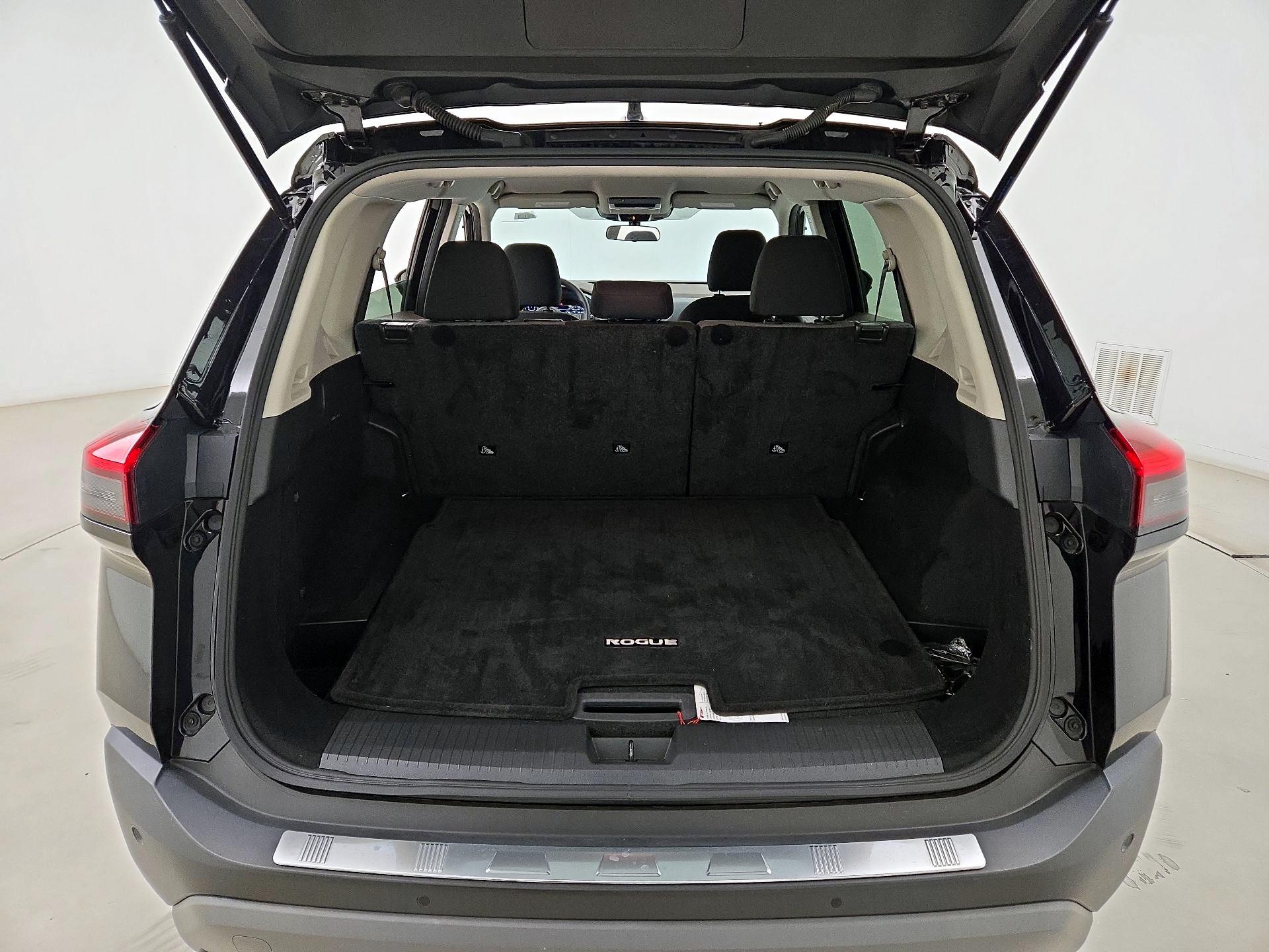 Thumbnail: 2023 Nissan Rogue - 20