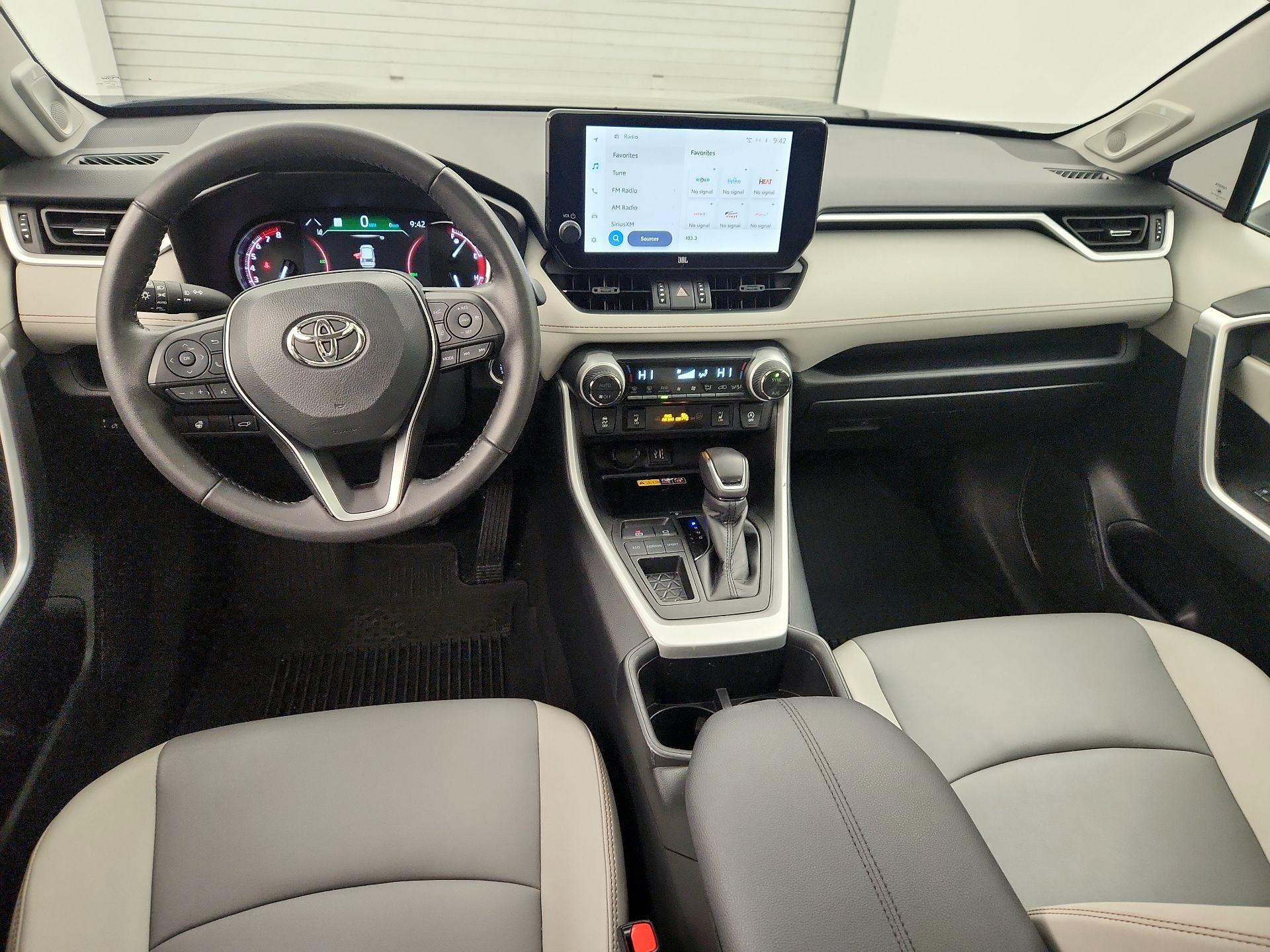 Thumbnail: 2023 Toyota RAV4 - 9