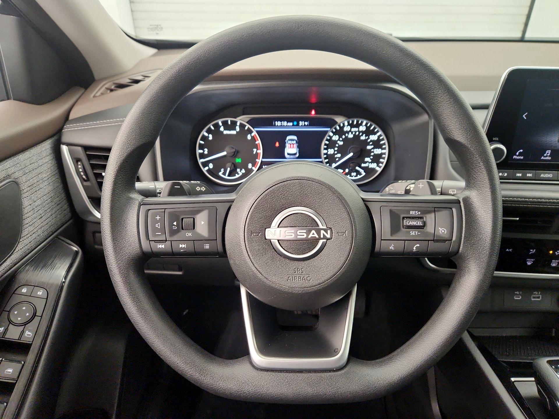 Thumbnail: 2023 Nissan Rogue - 10