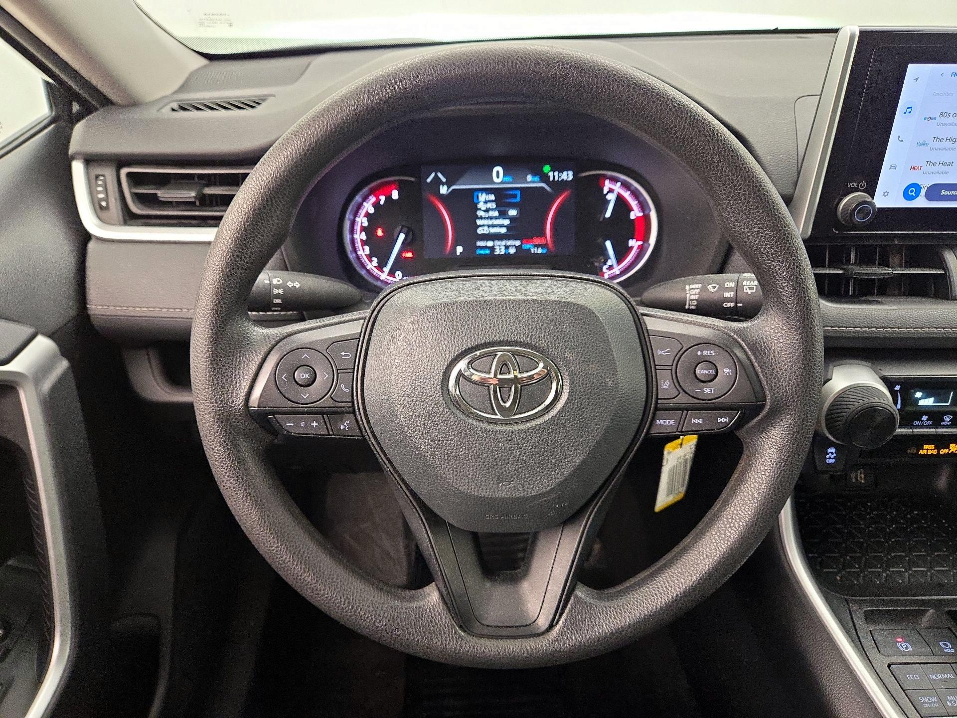 Thumbnail: 2024 Toyota RAV4 - 10