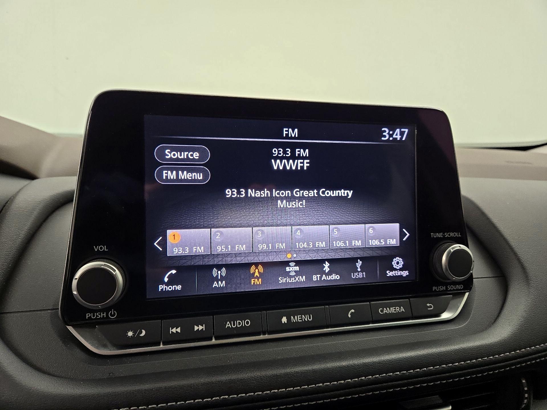 Thumbnail: 2023 Nissan Rogue - 15