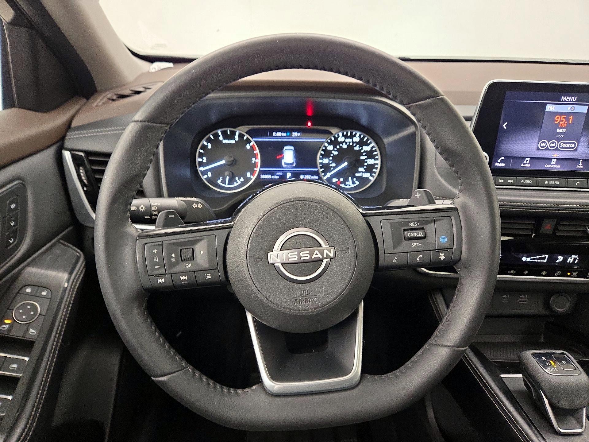 Thumbnail: 2023 Nissan Rogue - 10