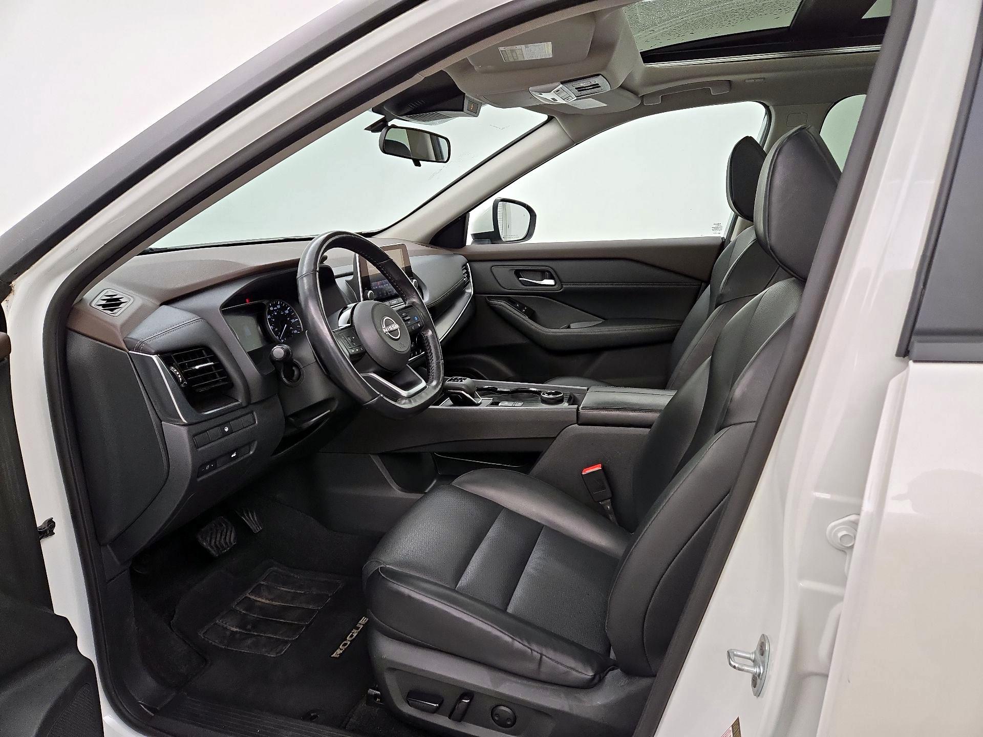 Thumbnail: 2023 Nissan Rogue - 11