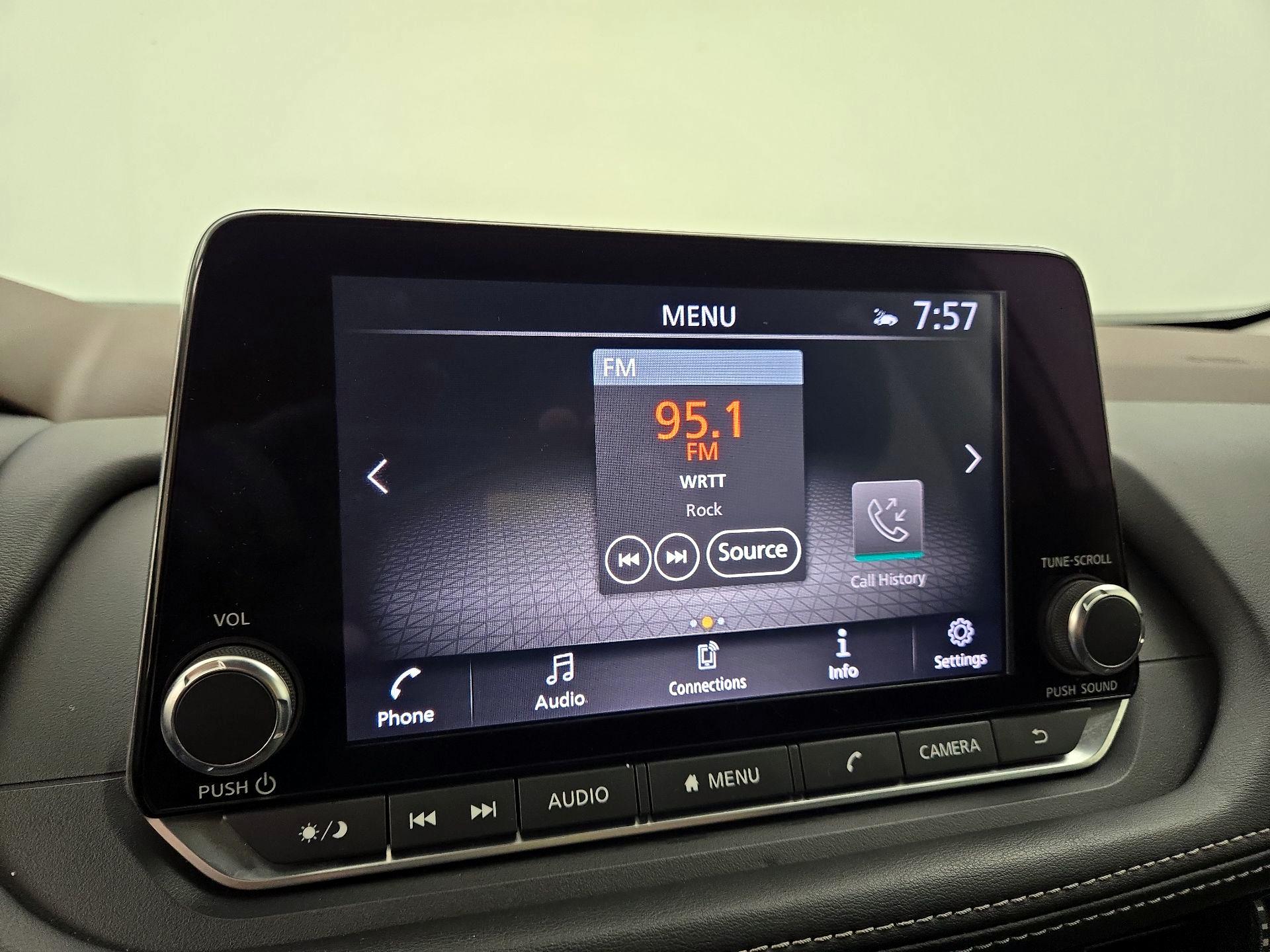 Thumbnail: 2021 Nissan Rogue - 15