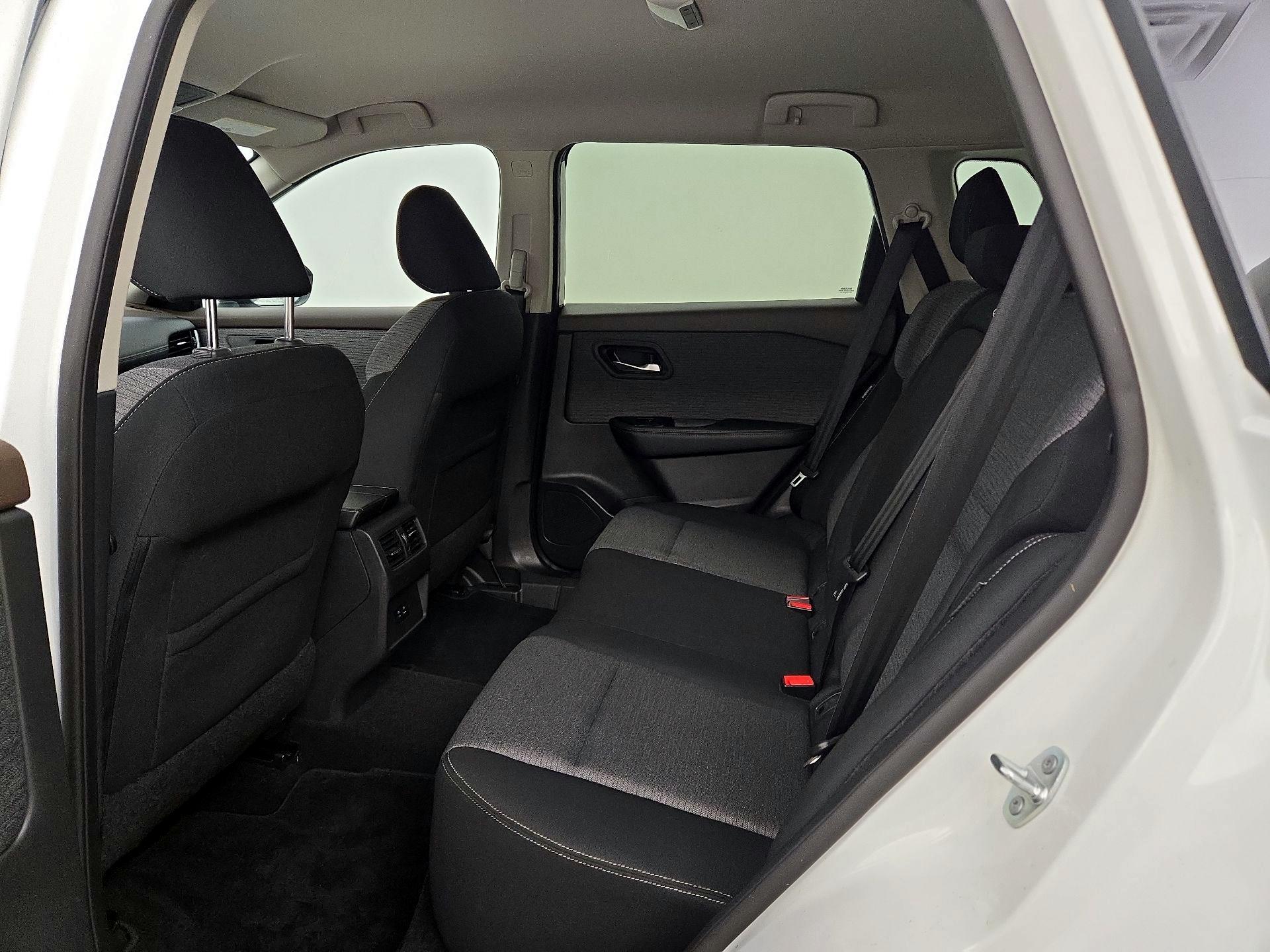 Thumbnail: 2021 Nissan Rogue - 19