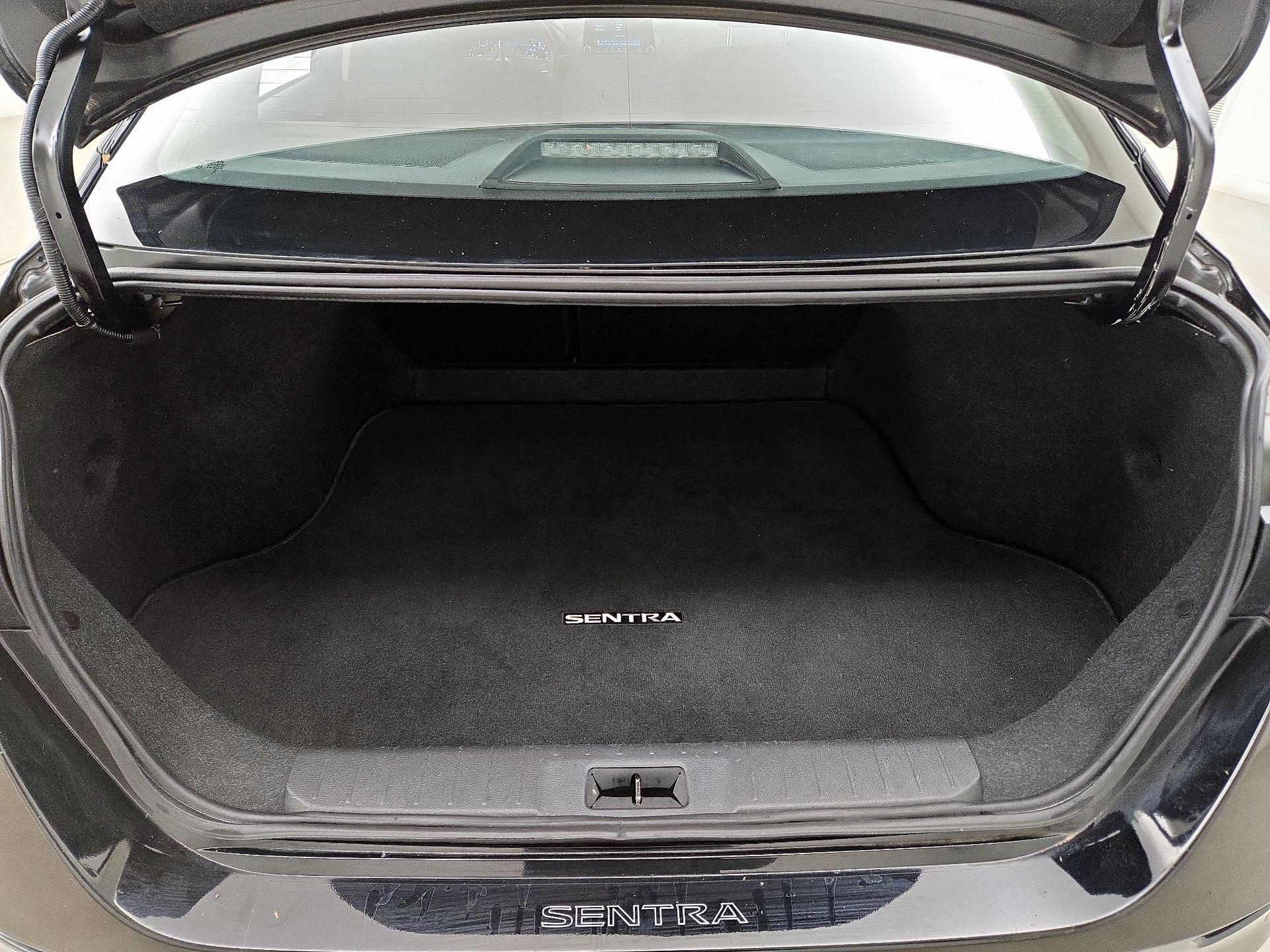 Thumbnail: 2023 Nissan Sentra - 20