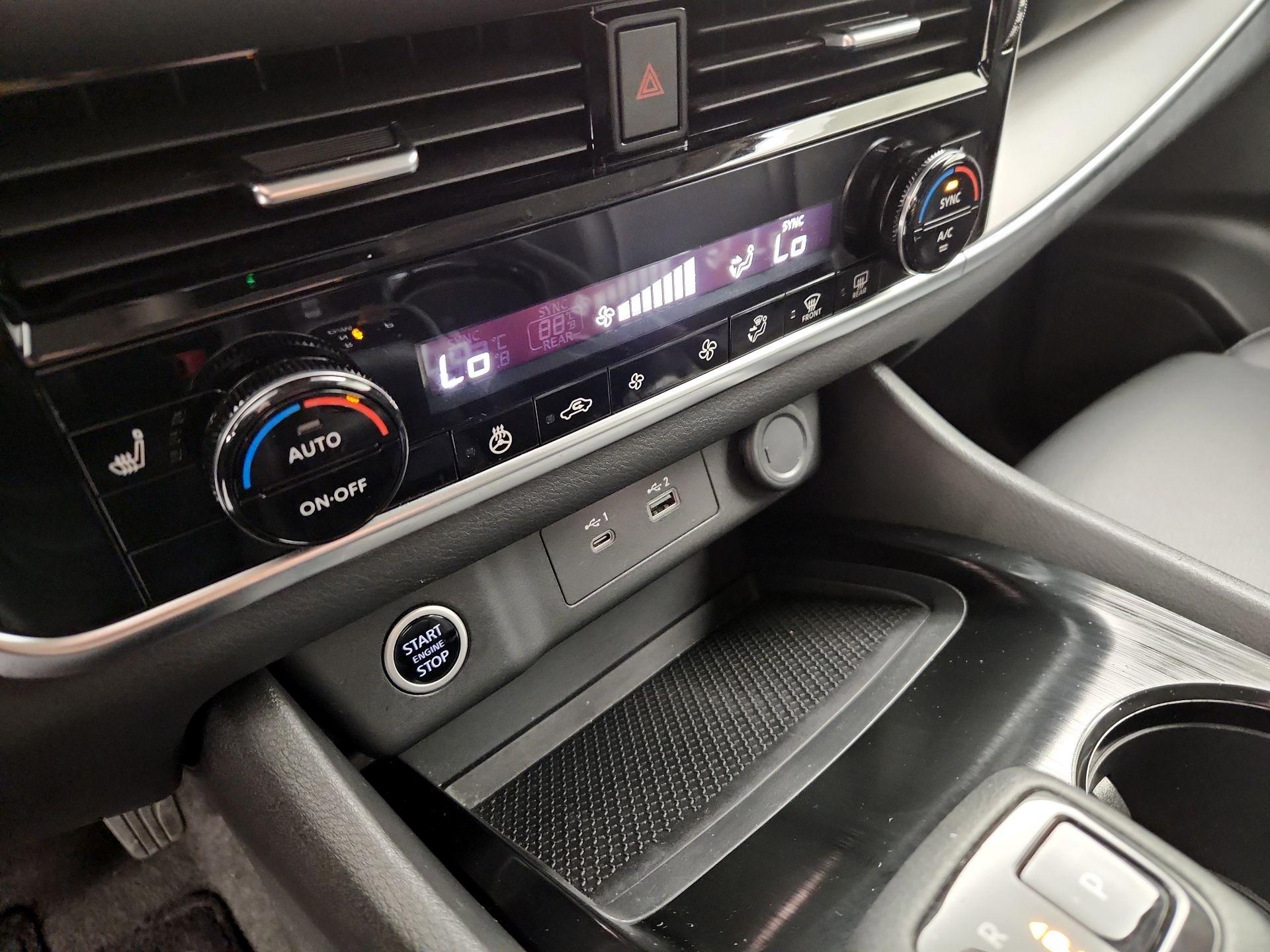 Thumbnail: 2022 Nissan Rogue - 16