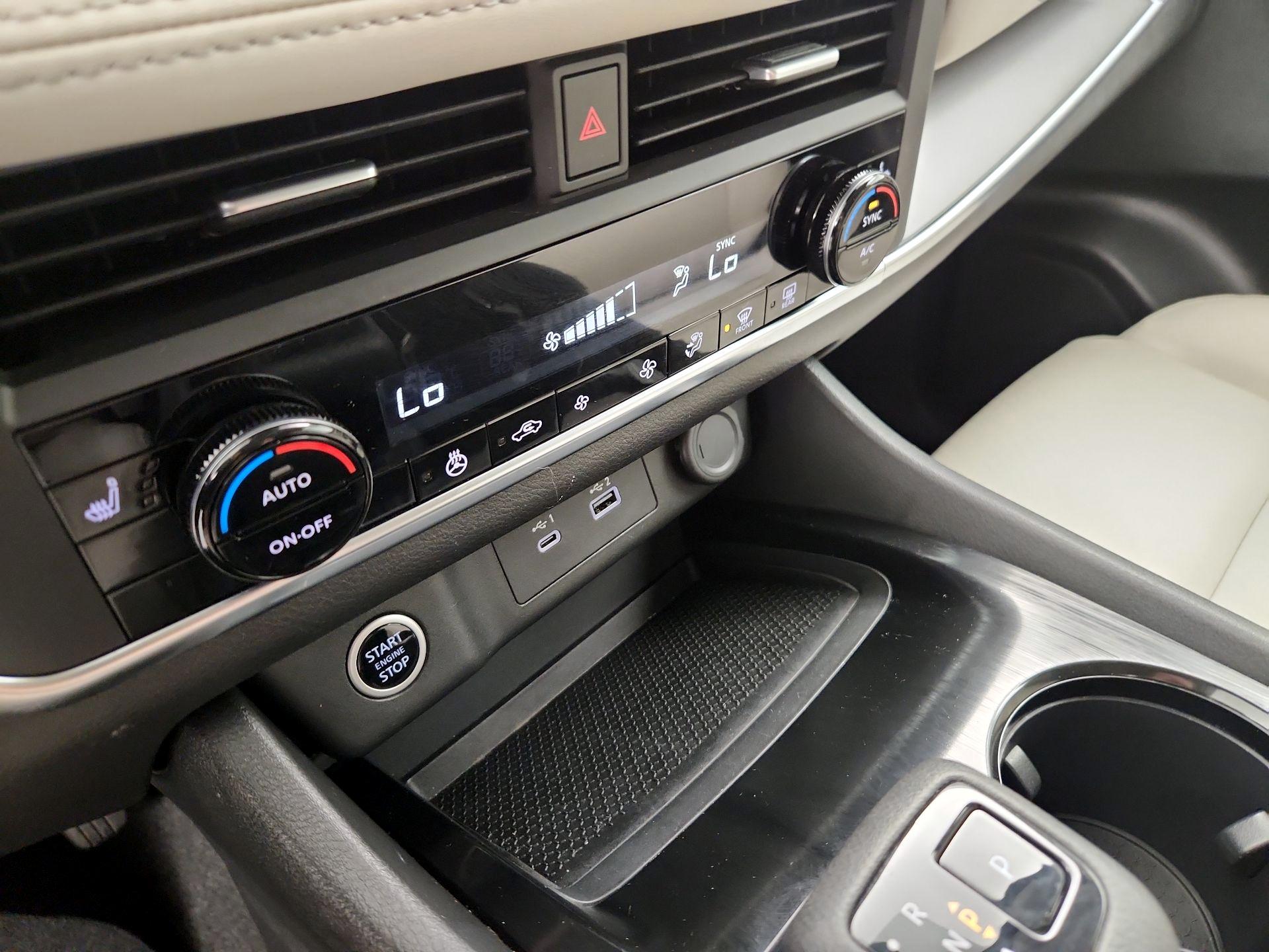 Thumbnail: 2023 Nissan Rogue - 16