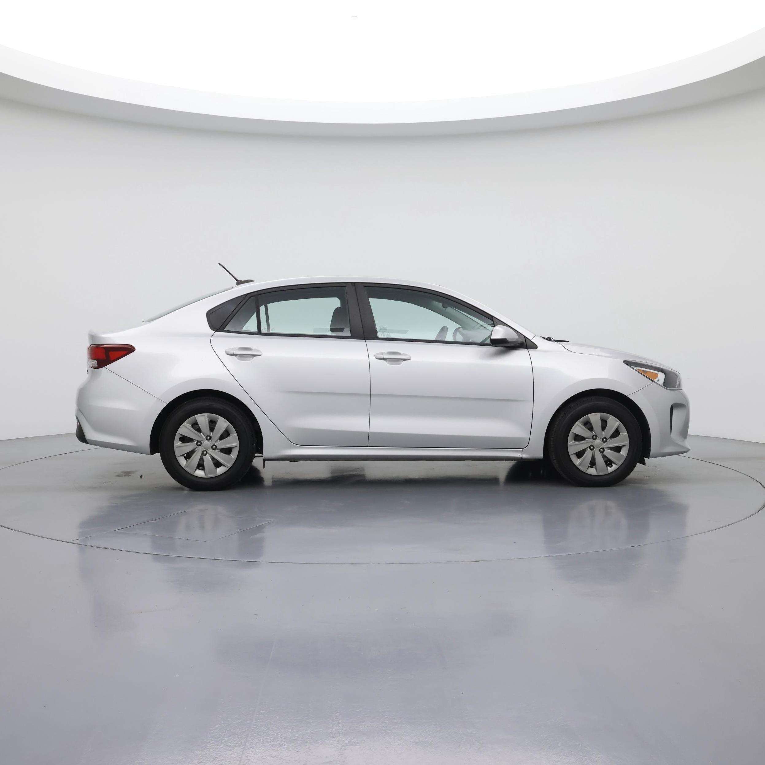 Thumbnail: 2020 Kia Rio - 7