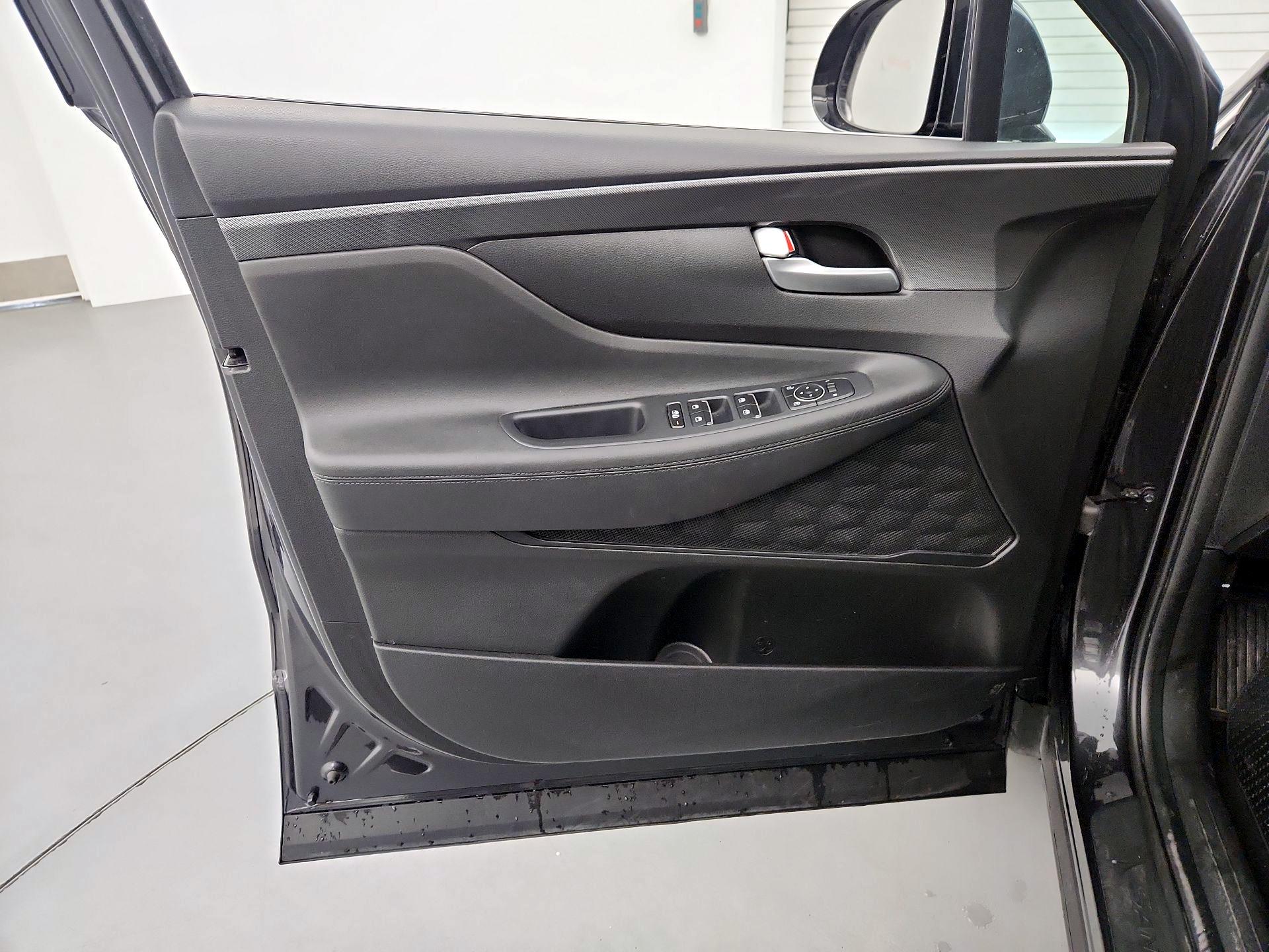 Thumbnail: 2023 Hyundai Santa Fe - 12