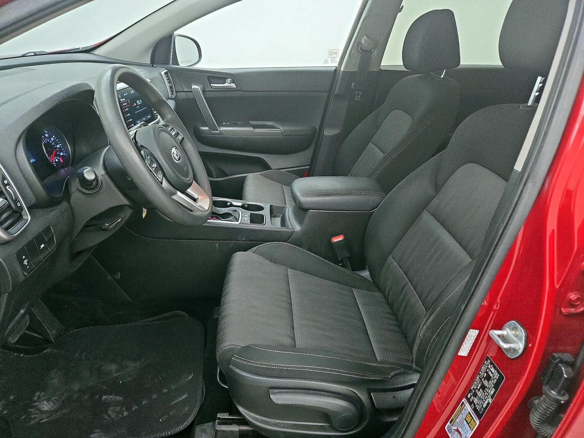 Thumbnail: 2020 Kia Sportage - 11