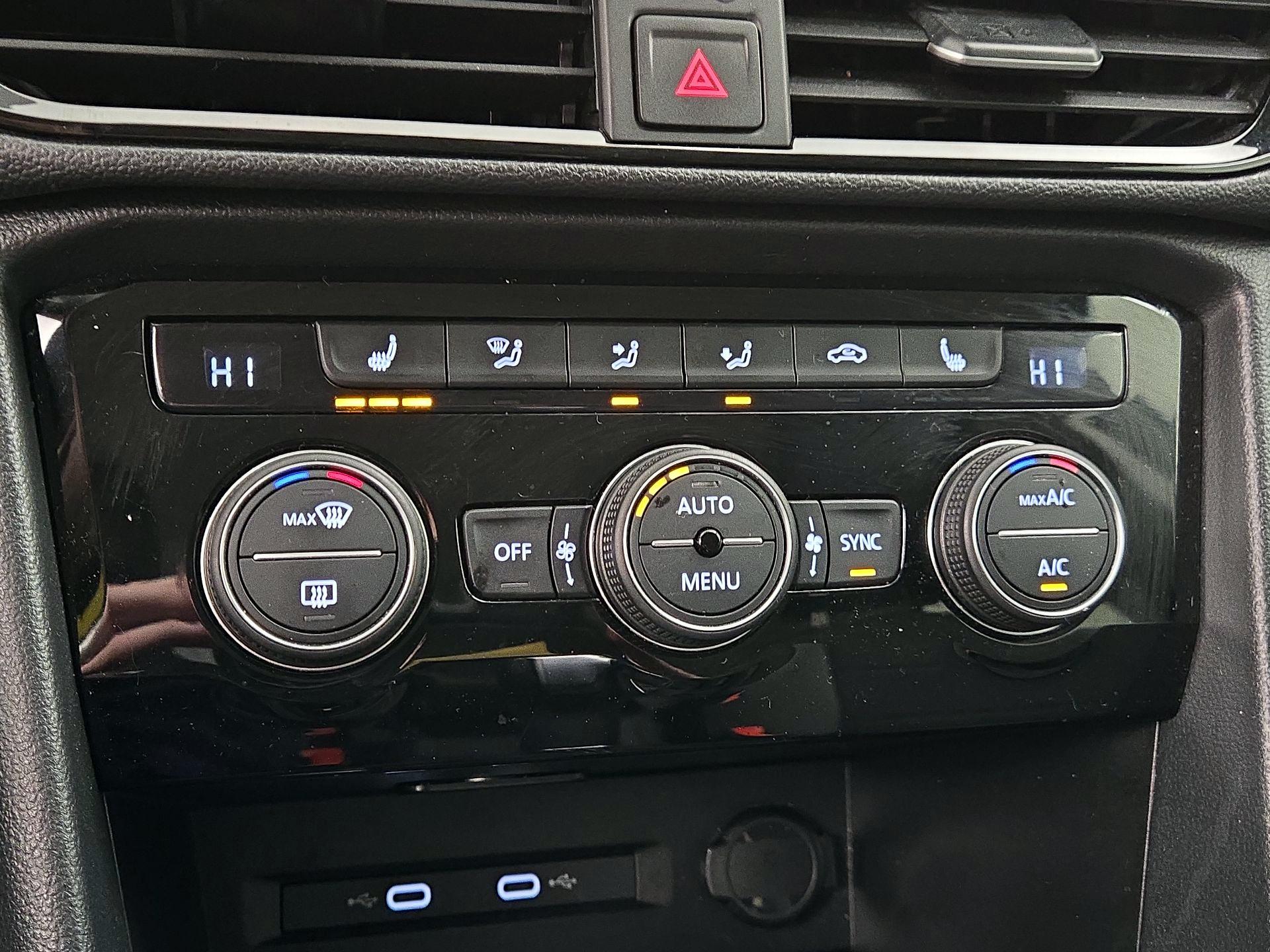 Thumbnail: 2024 Volkswagen Taos - 16