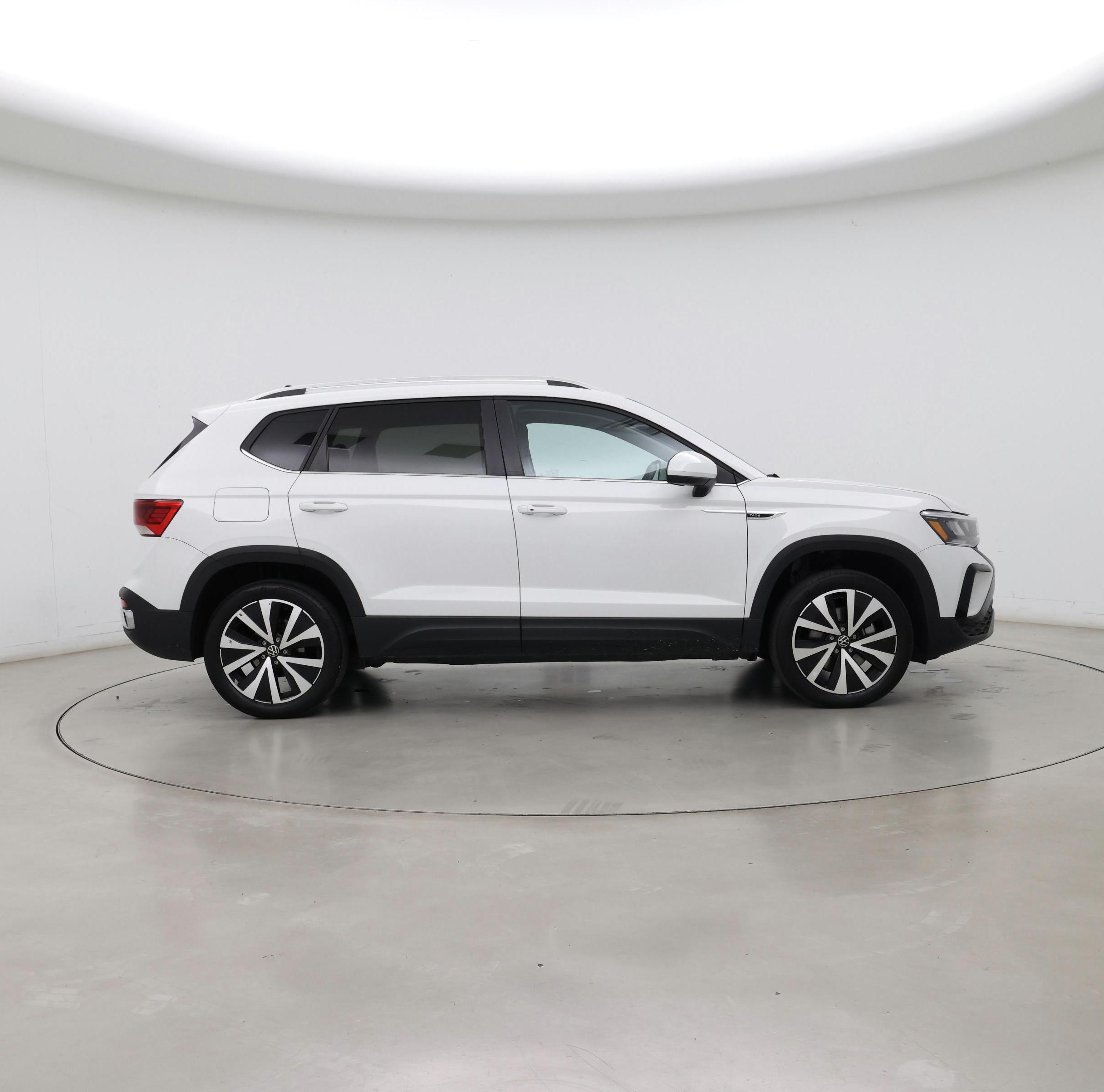 Thumbnail: 2024 Volkswagen Taos - 7