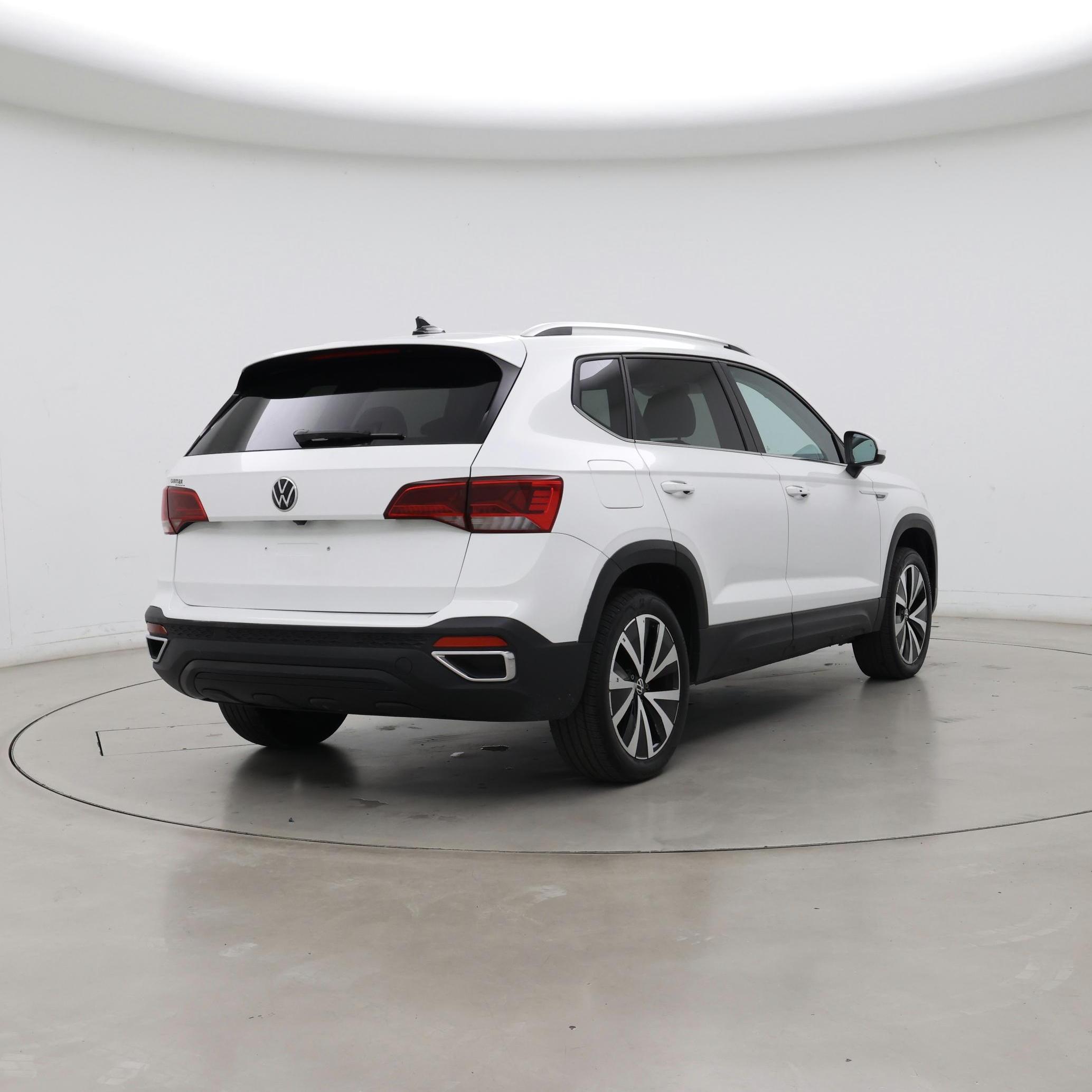 Thumbnail: 2024 Volkswagen Taos - 8