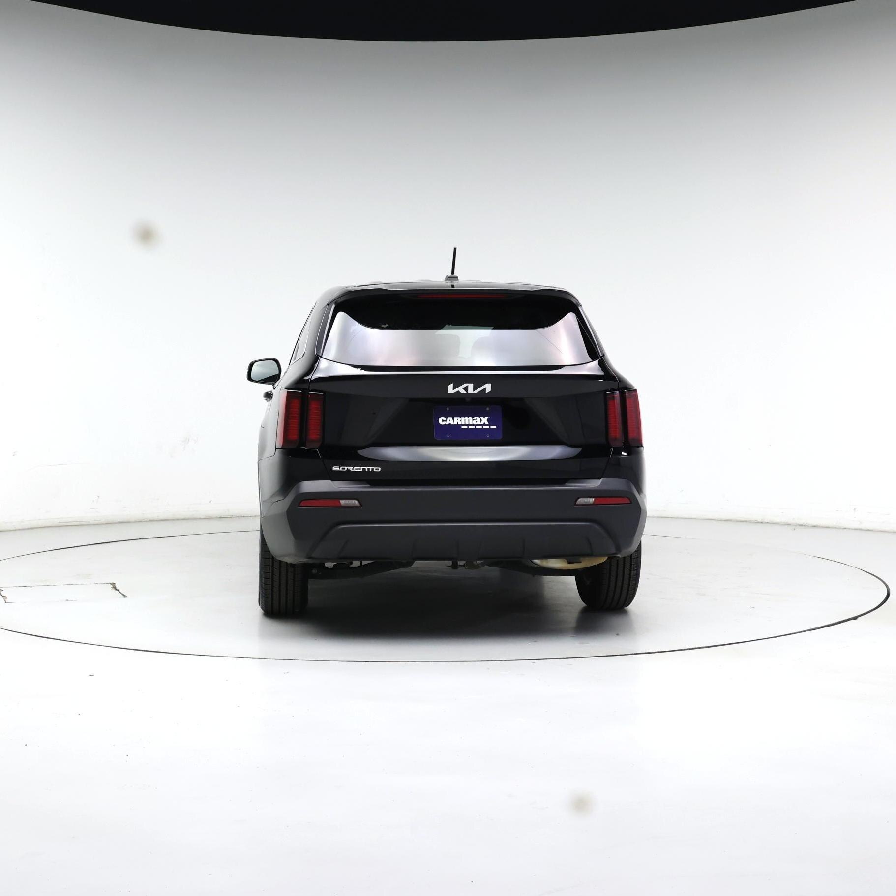 Thumbnail: 2023 Kia Sorento - 6