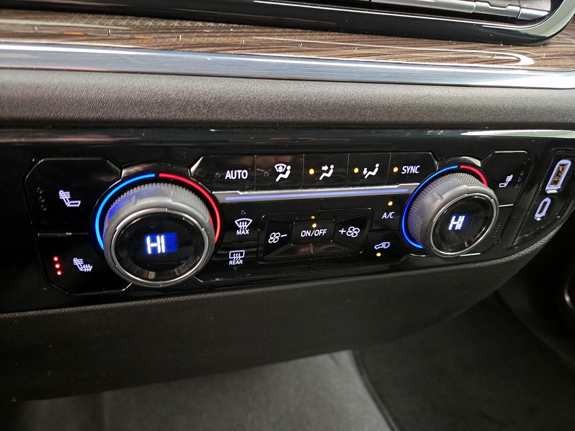 Thumbnail: 2024 Chevrolet Silverado 1500 - 16