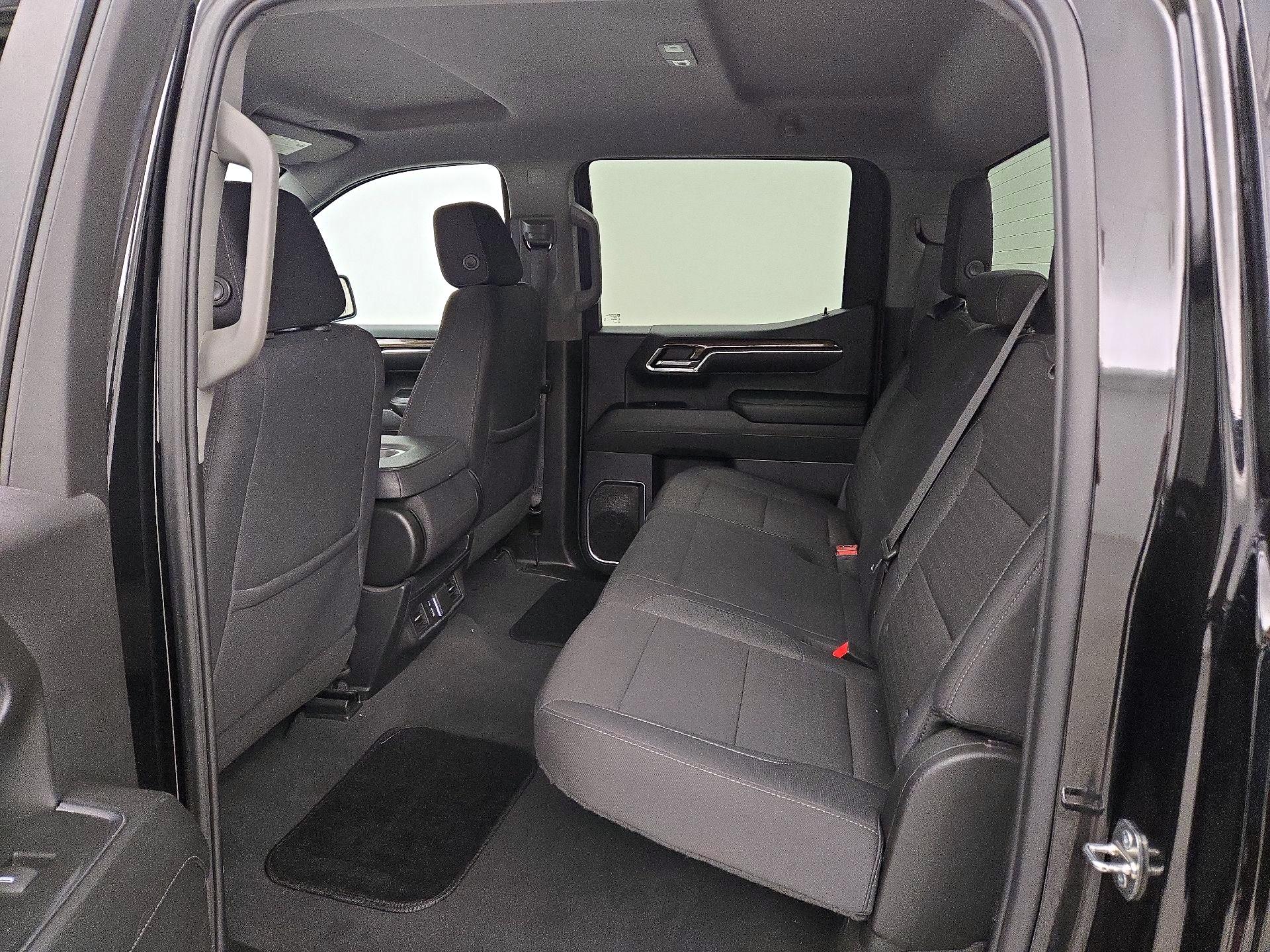 Thumbnail: 2024 Chevrolet Silverado 1500 - 19