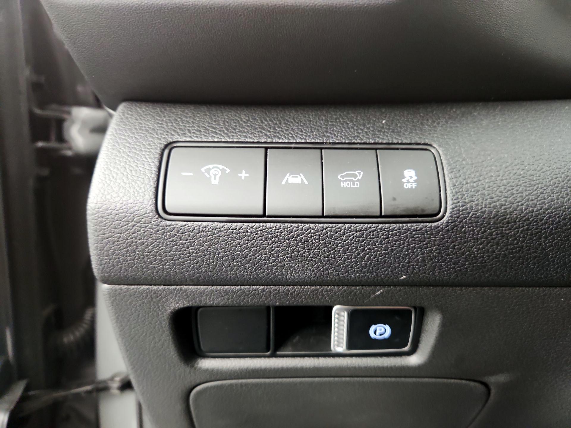 Thumbnail: 2023 Hyundai Santa Fe - 13