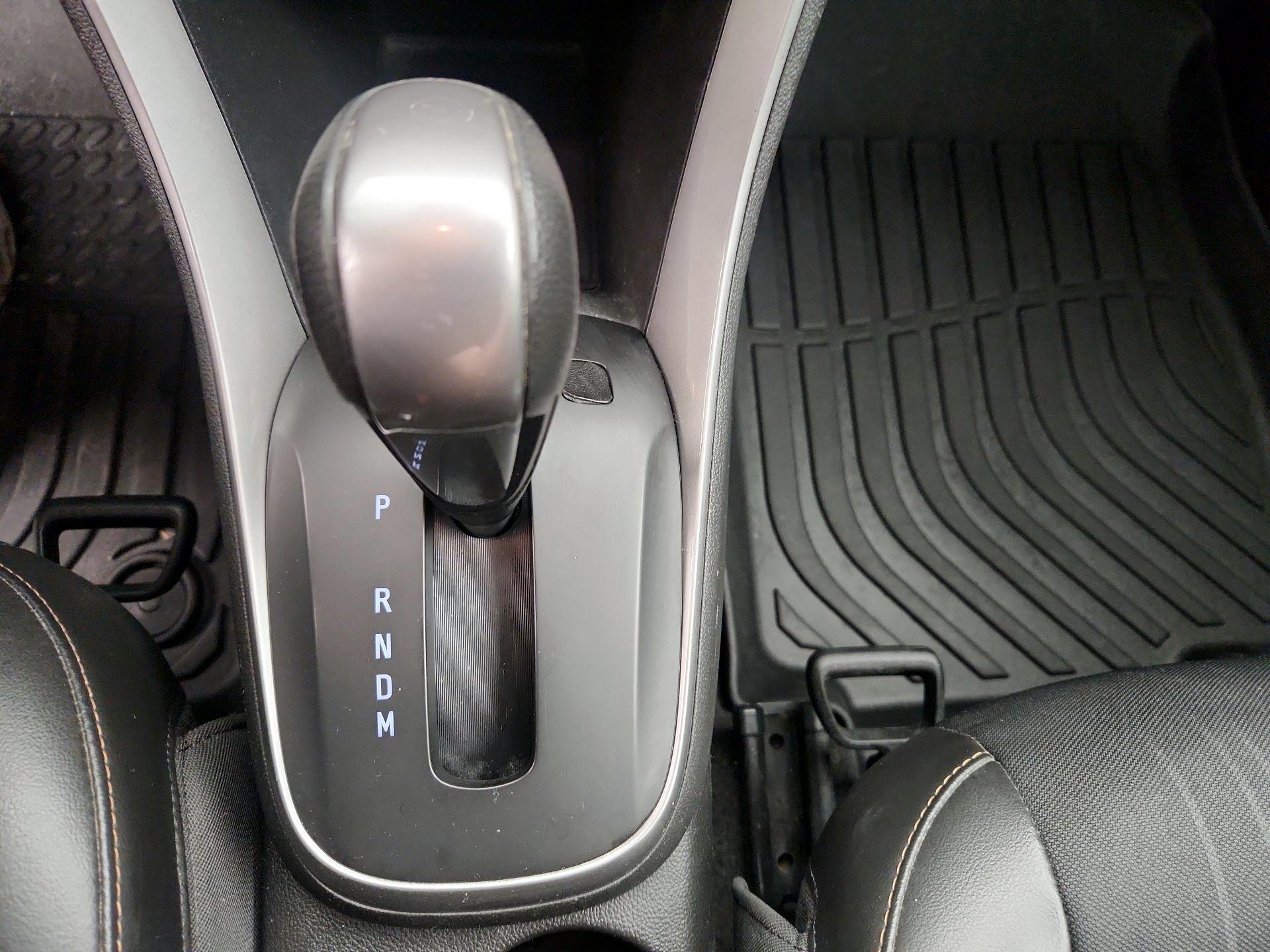 Thumbnail: 2021 Chevrolet Trax - 17