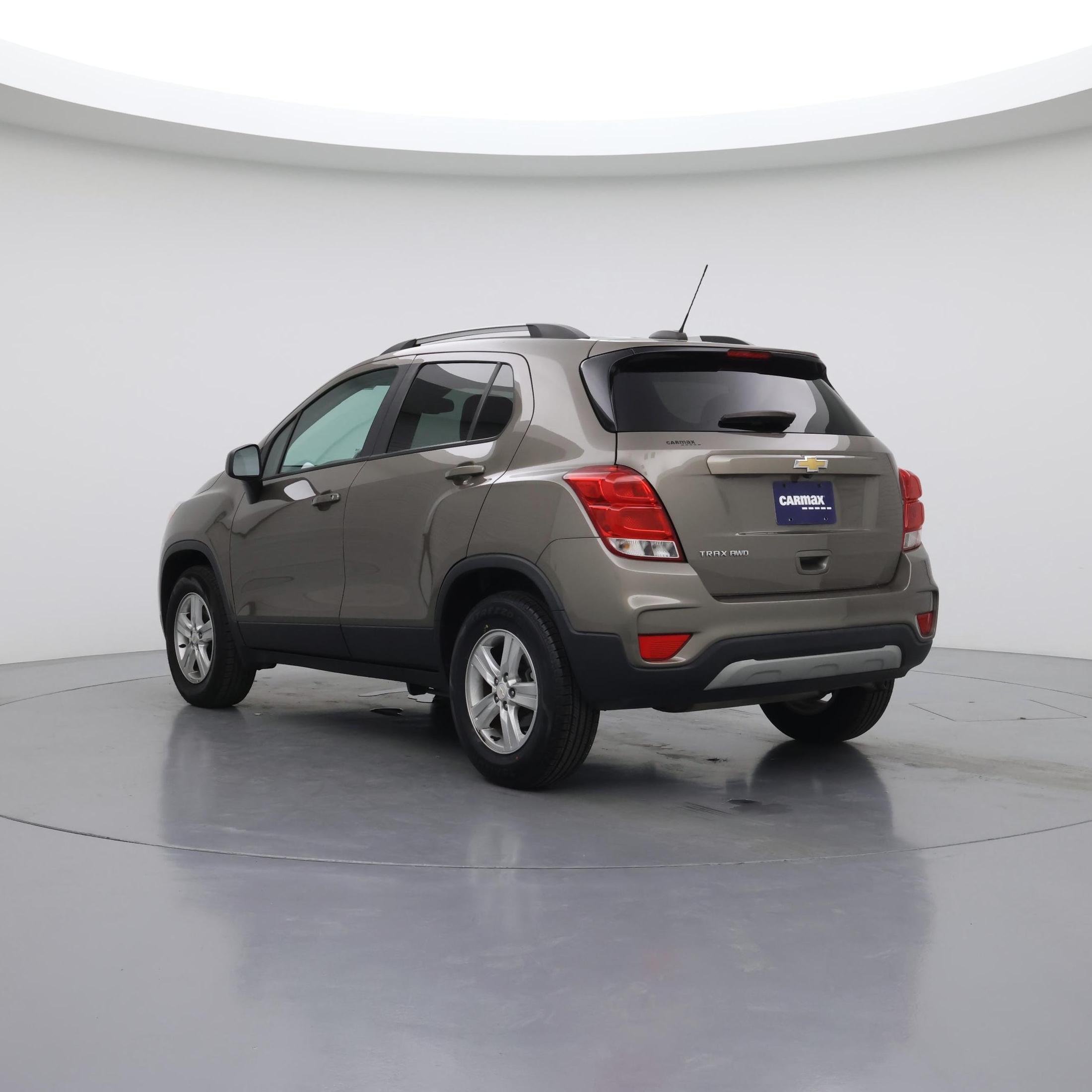 Thumbnail: 2021 Chevrolet Trax - 2