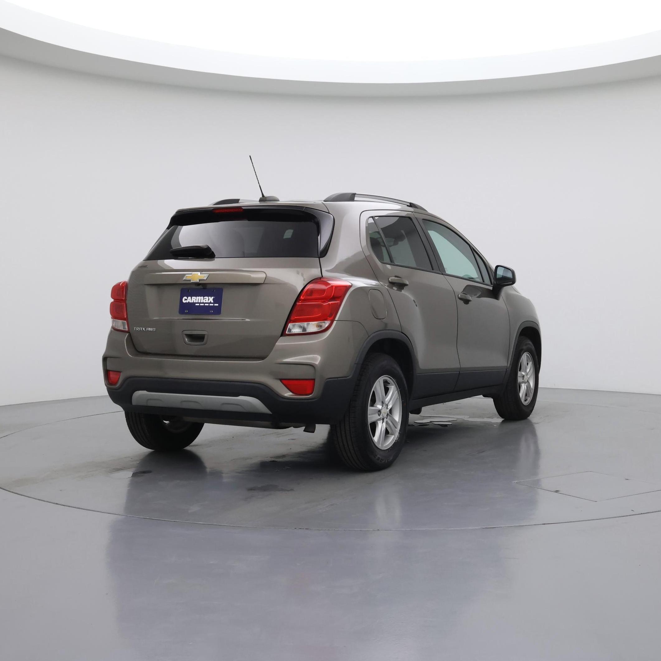 Thumbnail: 2021 Chevrolet Trax - 8