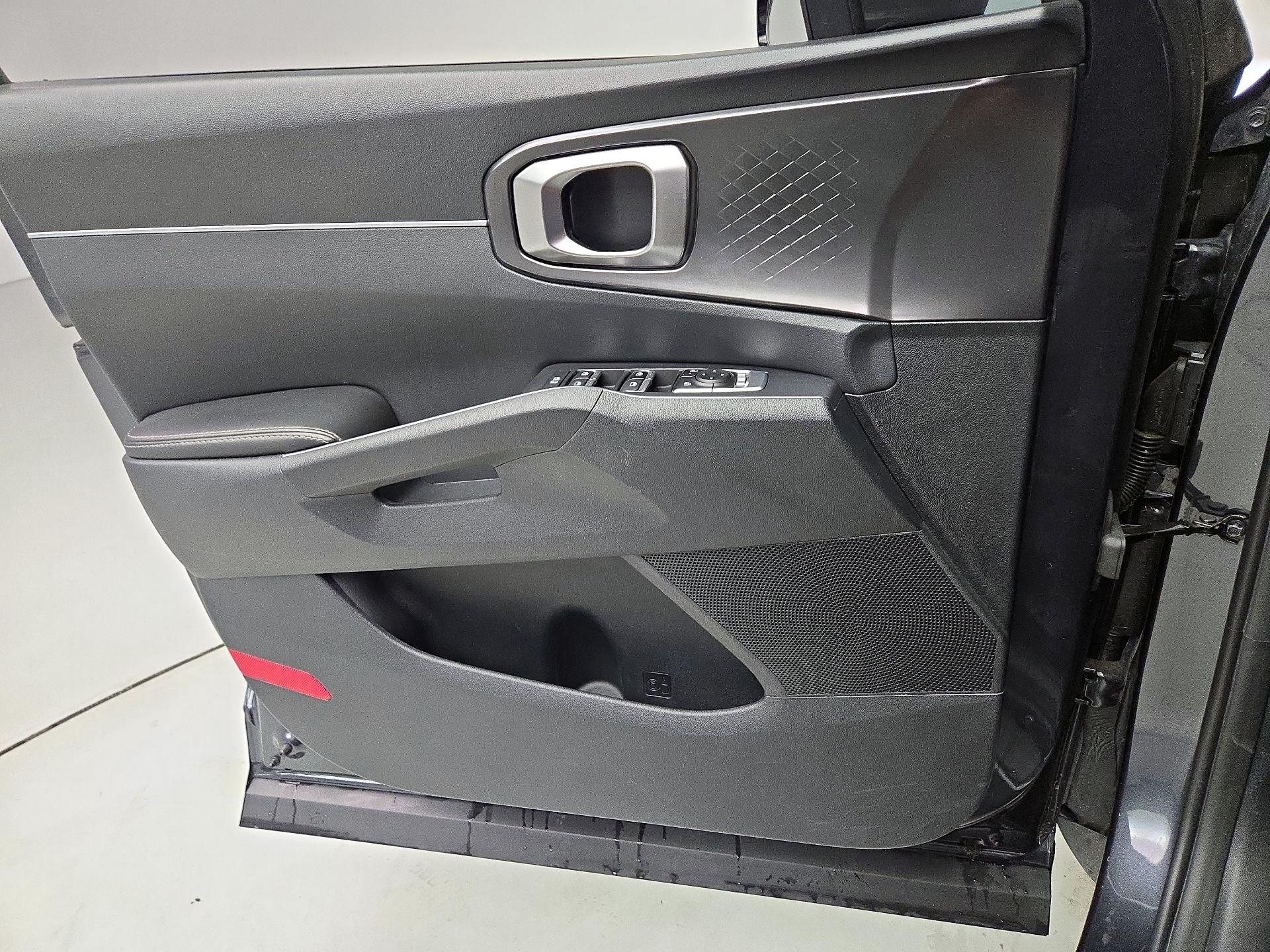 Thumbnail: 2024 Kia Sorento - 12