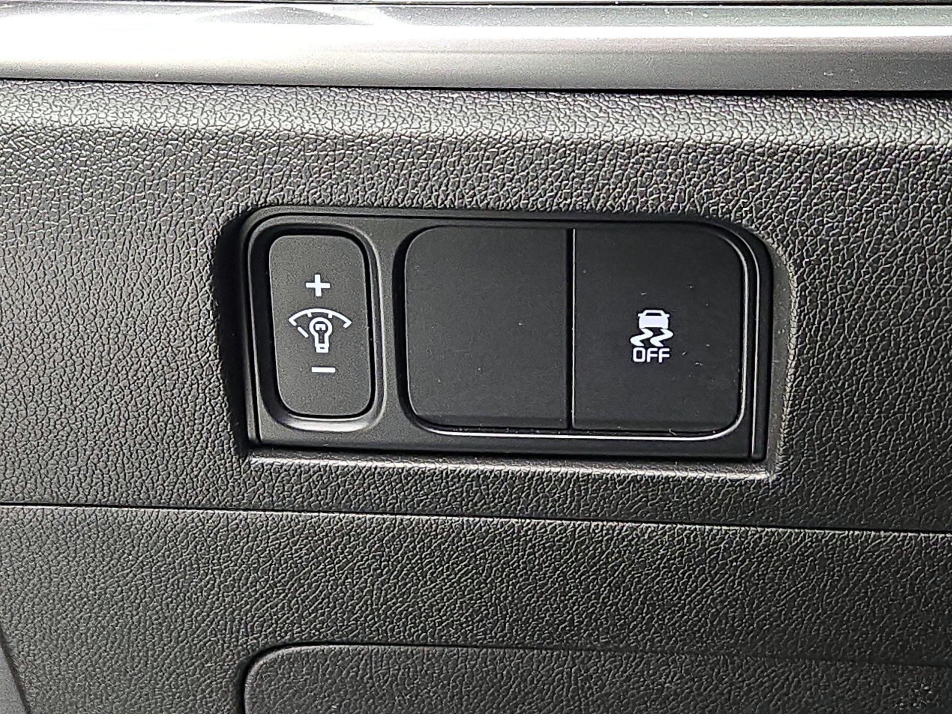 Thumbnail: 2024 Kia Sorento - 13