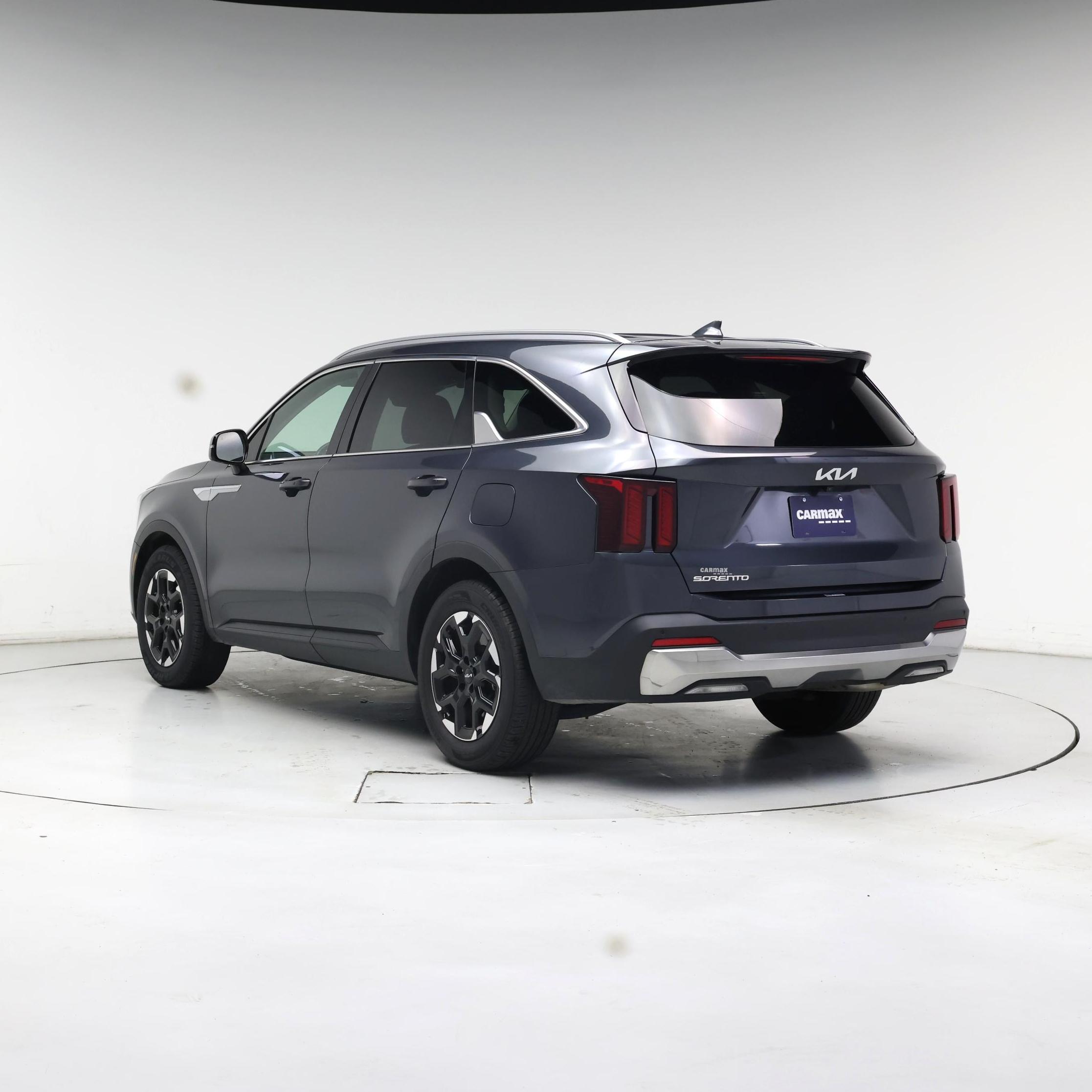 Thumbnail: 2024 Kia Sorento - 2