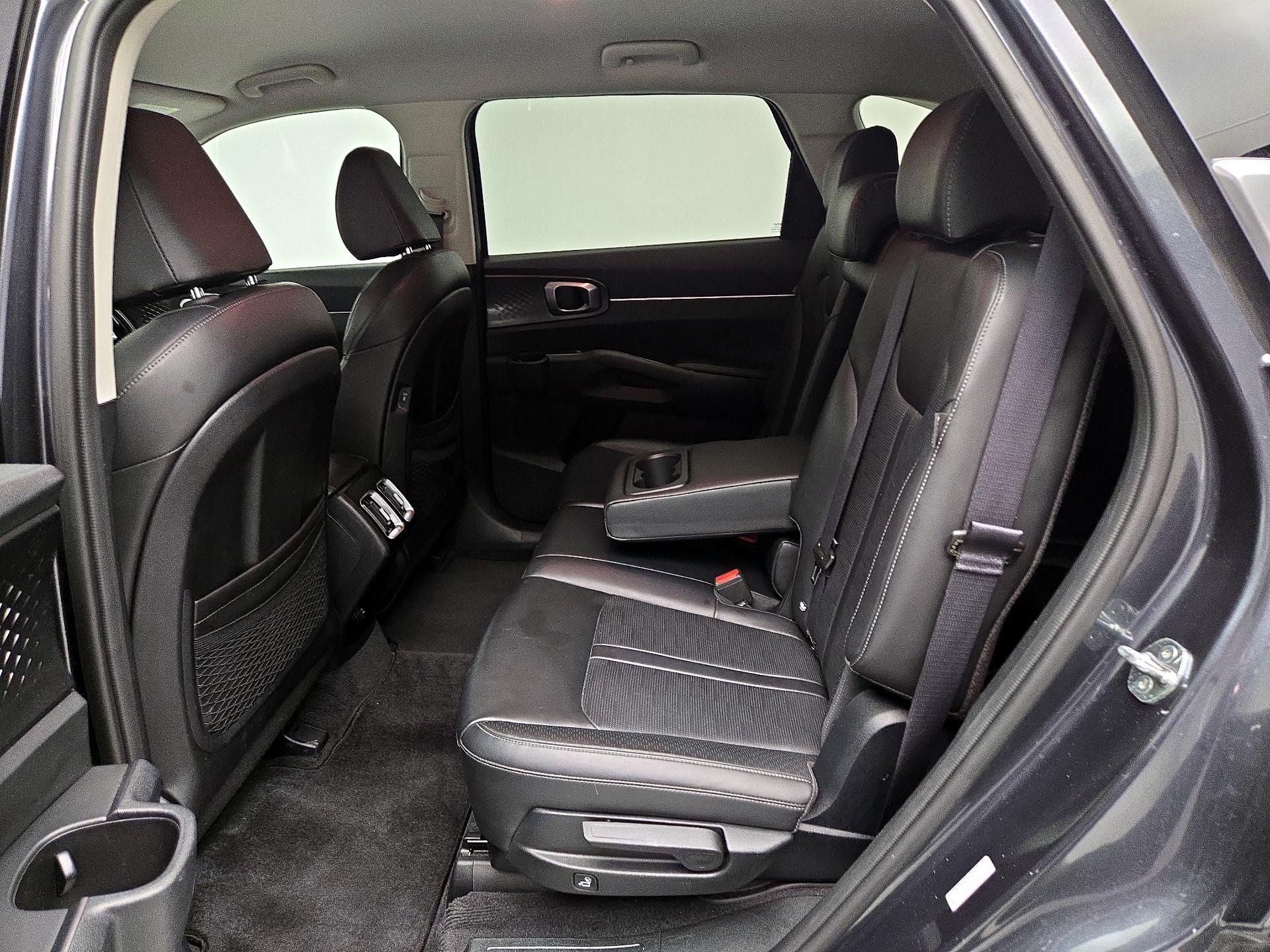 Thumbnail: 2024 Kia Sorento - 20