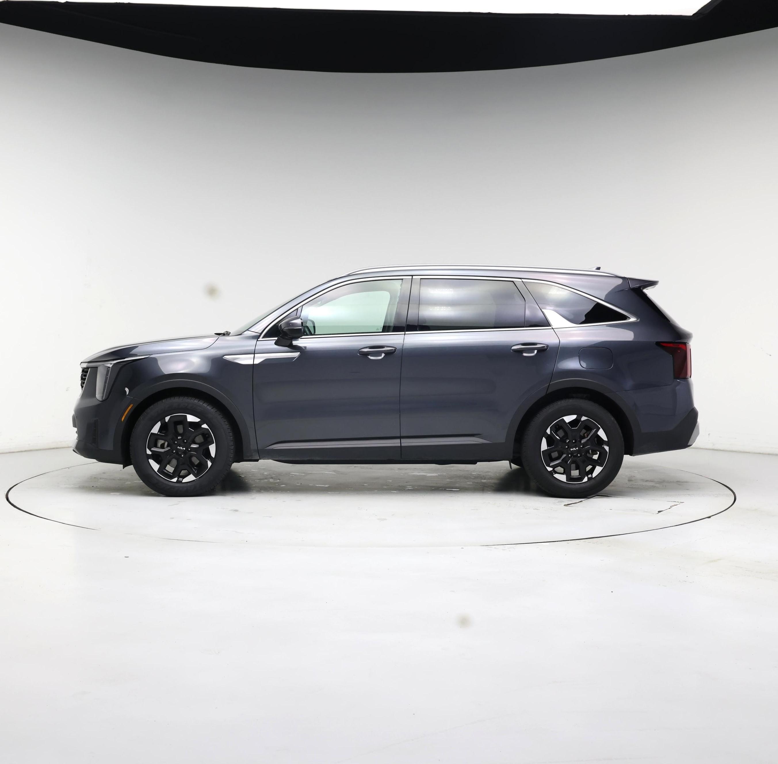 Thumbnail: 2024 Kia Sorento - 3